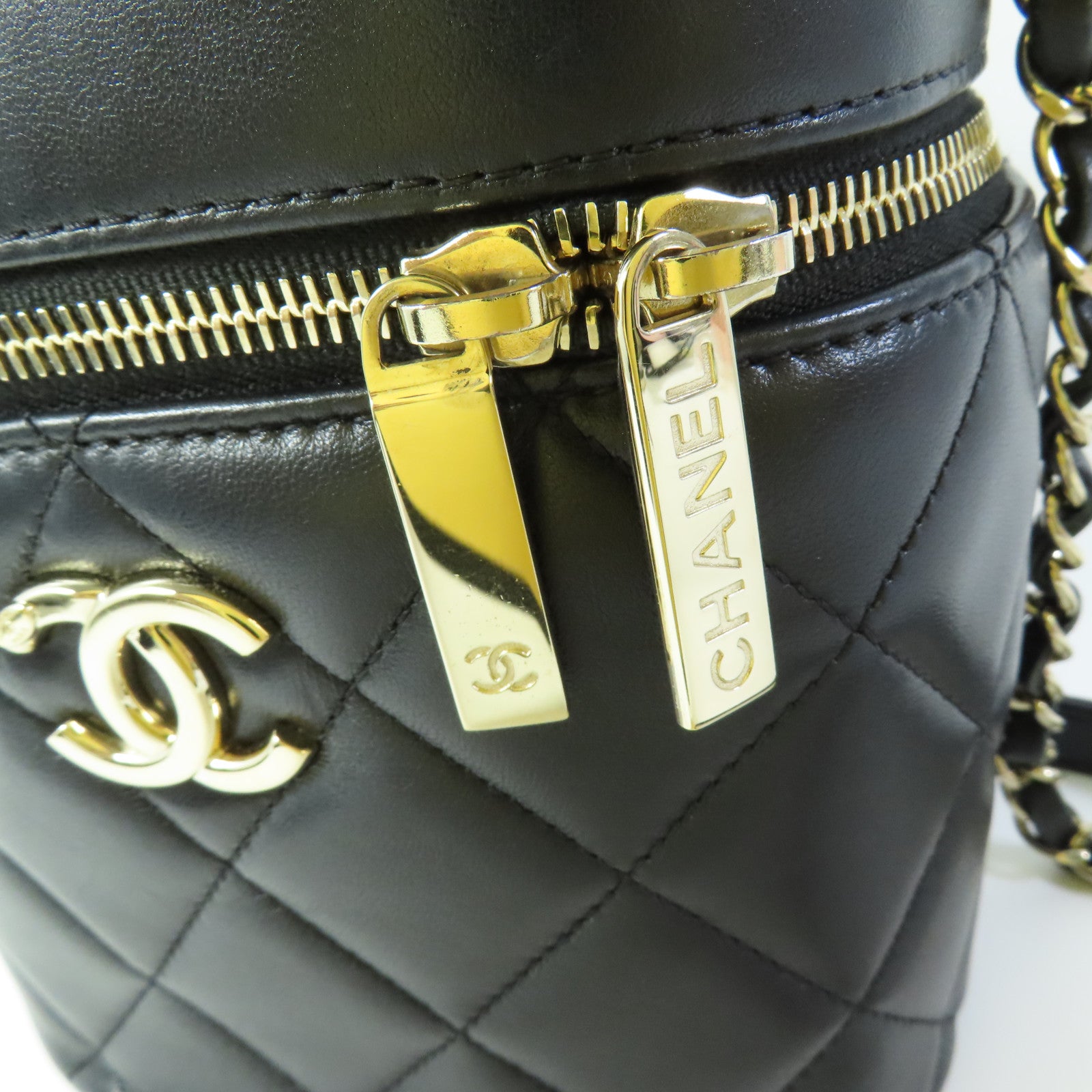 CHANEL CC GHW Trendy CC Vanity Case 2 Way Shoulder Bag Lambskin Leather Black