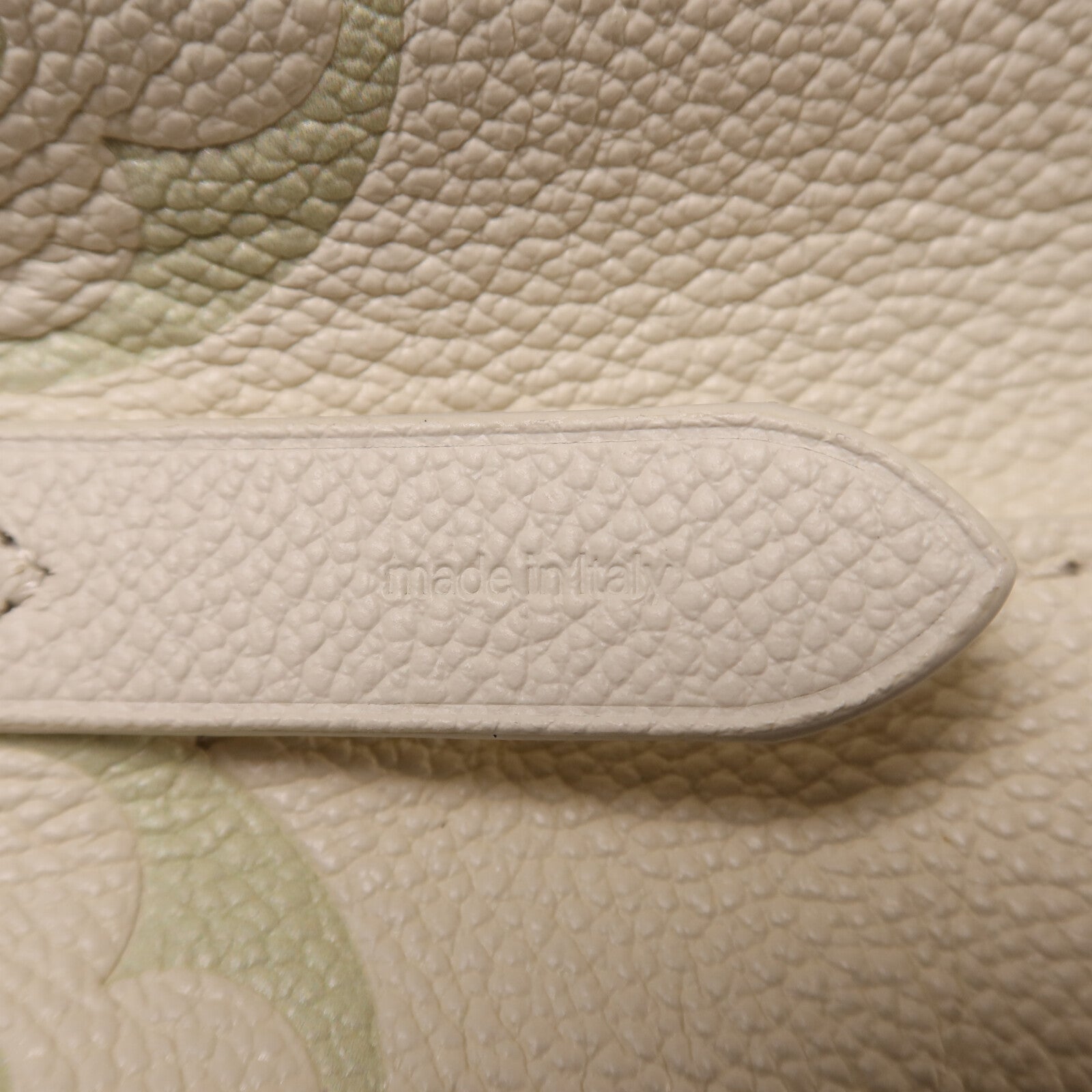 LOUIS VUITTON Monogram Empreinte Giant NeoNoe BB金扣手挽肩背兩用袋