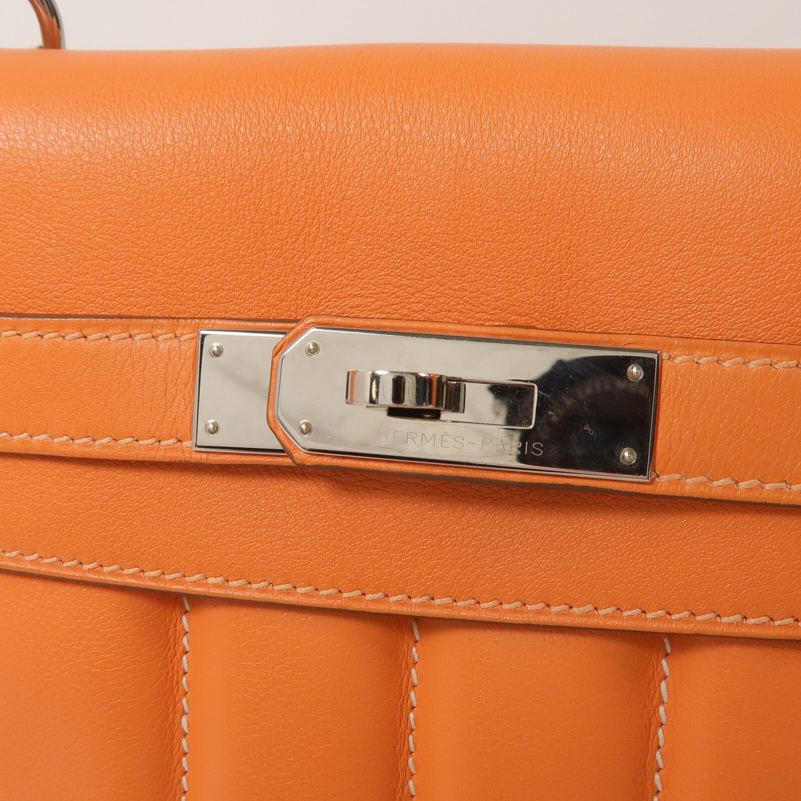 HERMES Swift皮革Mini Berline銀扣肩背袋Feu