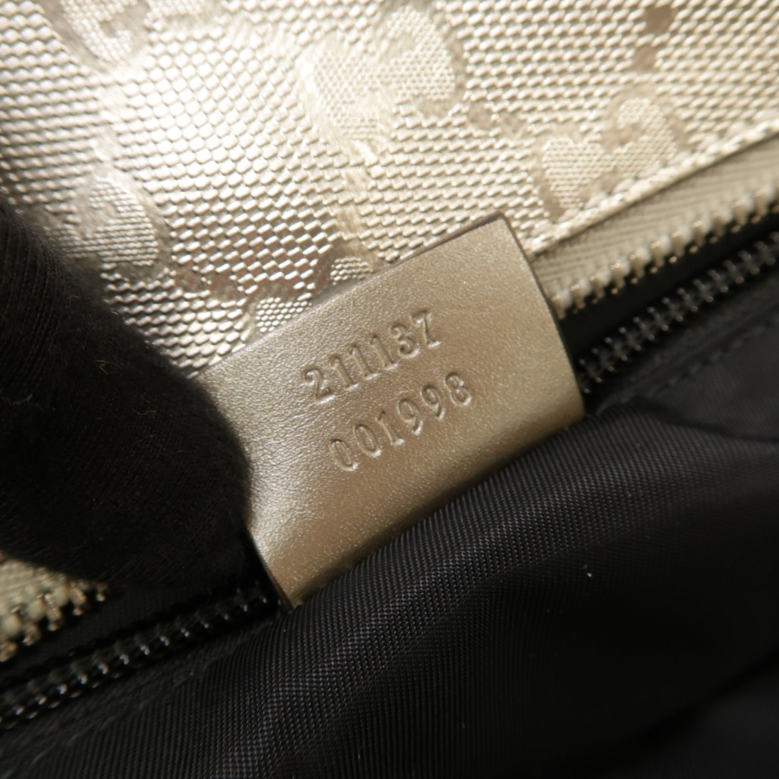 GUCCI 塗層帆布Shoulder Tote銀扣肩背袋銀色