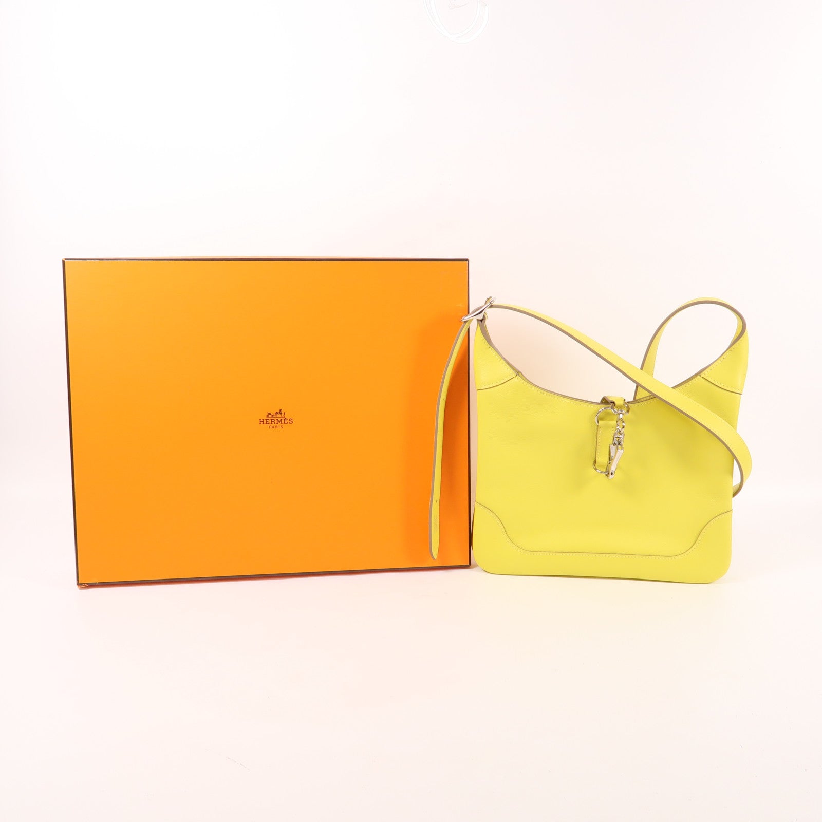 HERMES PHW Trim Duo 24 Shoulder Bag Swift Leather Lime