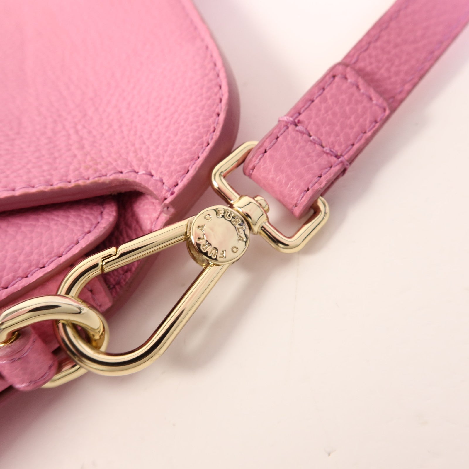 Furla 牛皮皮革2 Way Shoulder金扣手挽肩背兩用袋