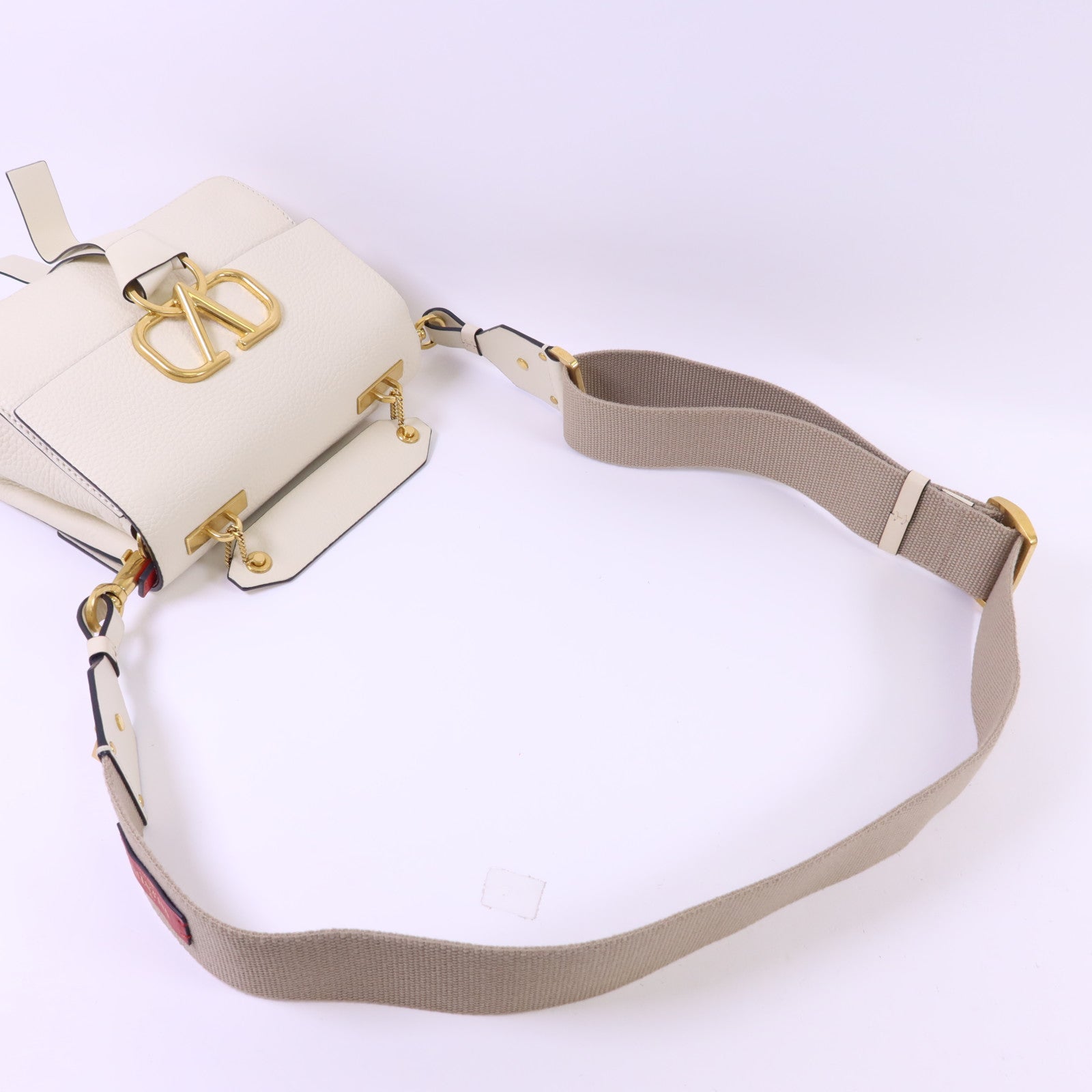 Valentino 牛皮皮革VRing Top Handle金扣手挽肩背兩用袋