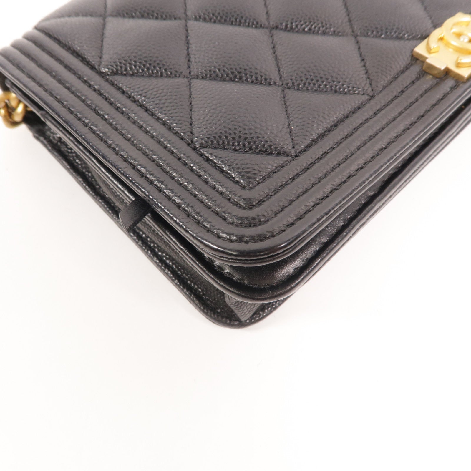 CHANEL 牛皮皮革Boy Wallet On Chain鏈帶肩背袋