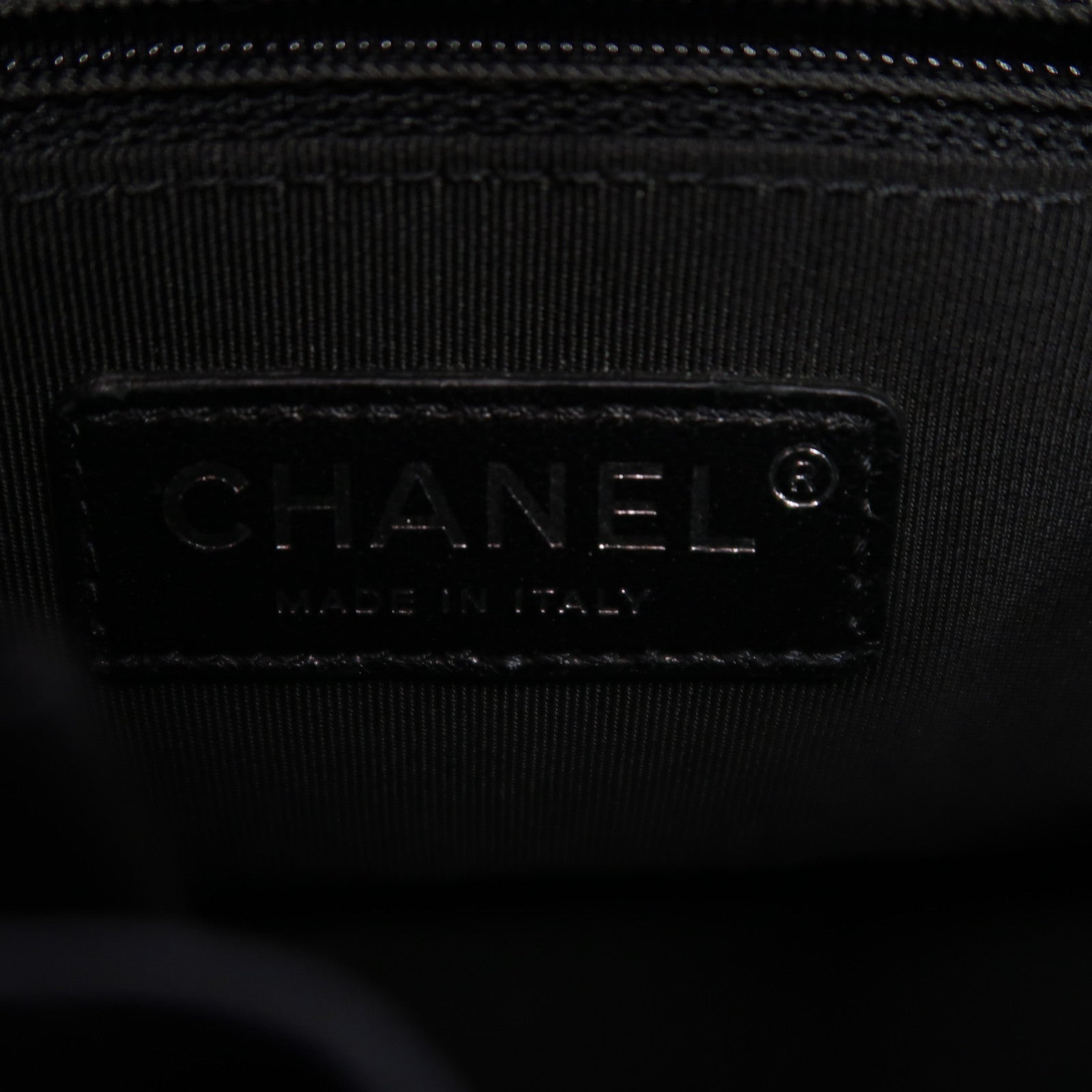 CHANEL 菱格牛皮皮革Gabrielle Small黑扣鏈帶肩背袋黑色