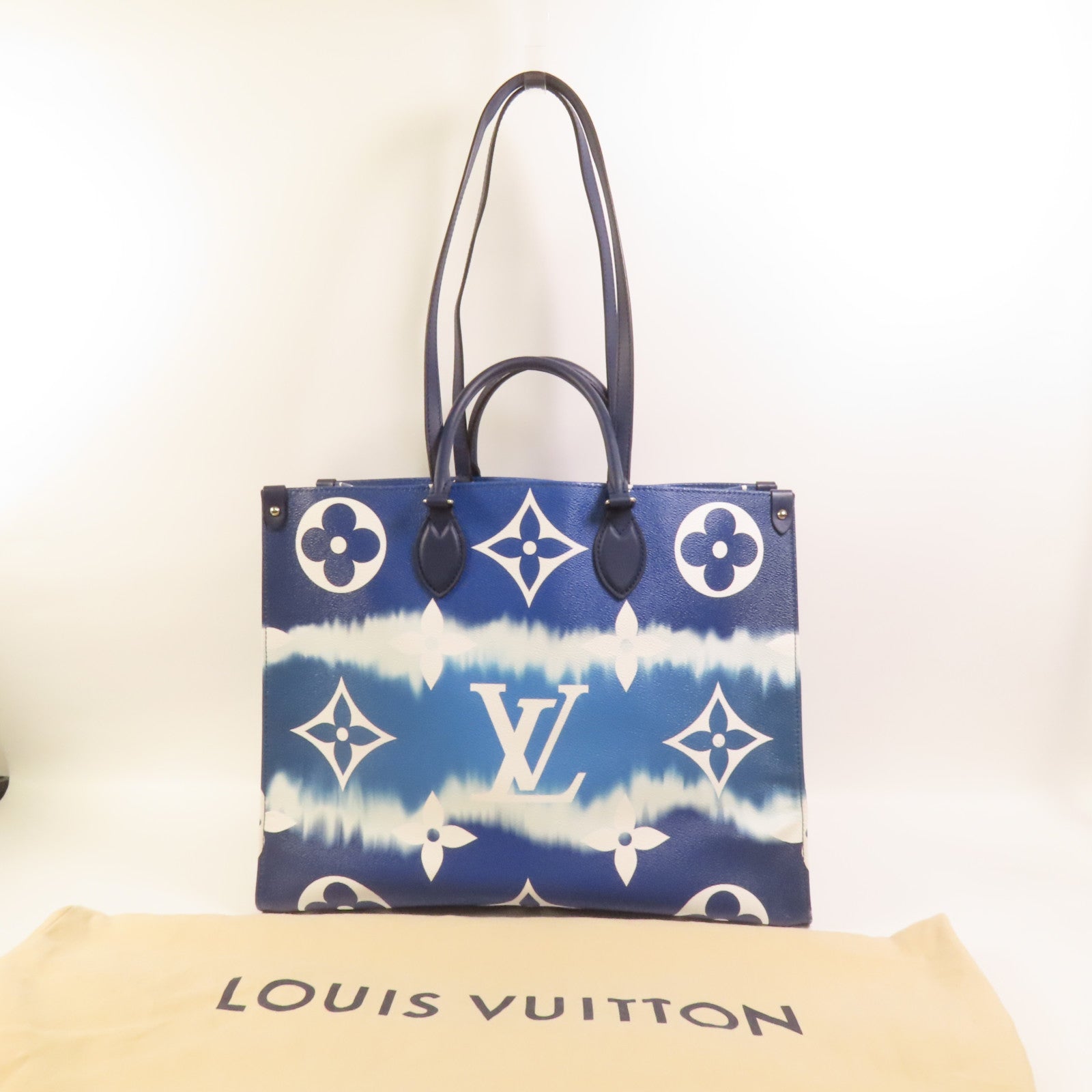 LOUIS VUITTON Monogram Escale On The Go銀扣手挽肩背兩用袋