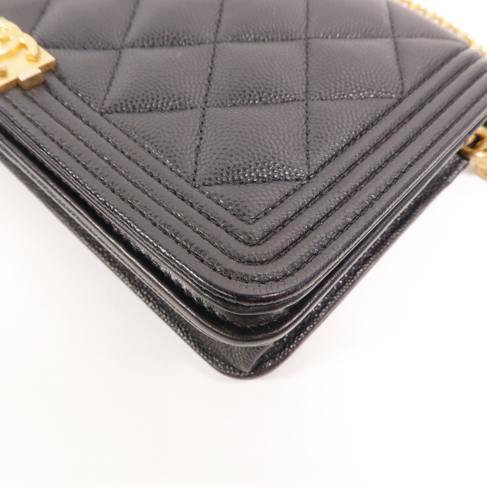 CHANEL 牛皮皮革Boy Wallet On Chain鏈帶肩背袋