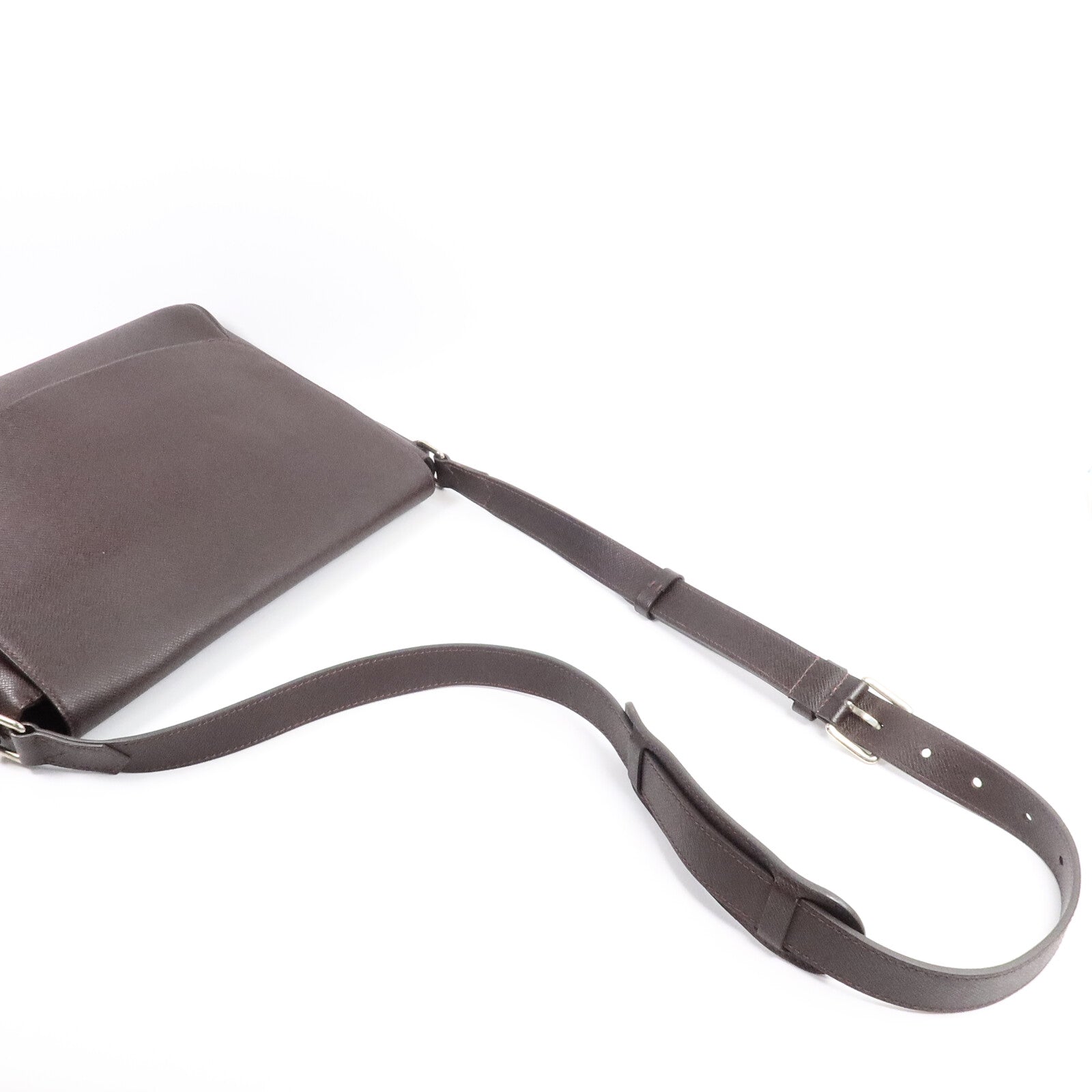 LOUIS VUITTON Taiga Roman PM肩背袋