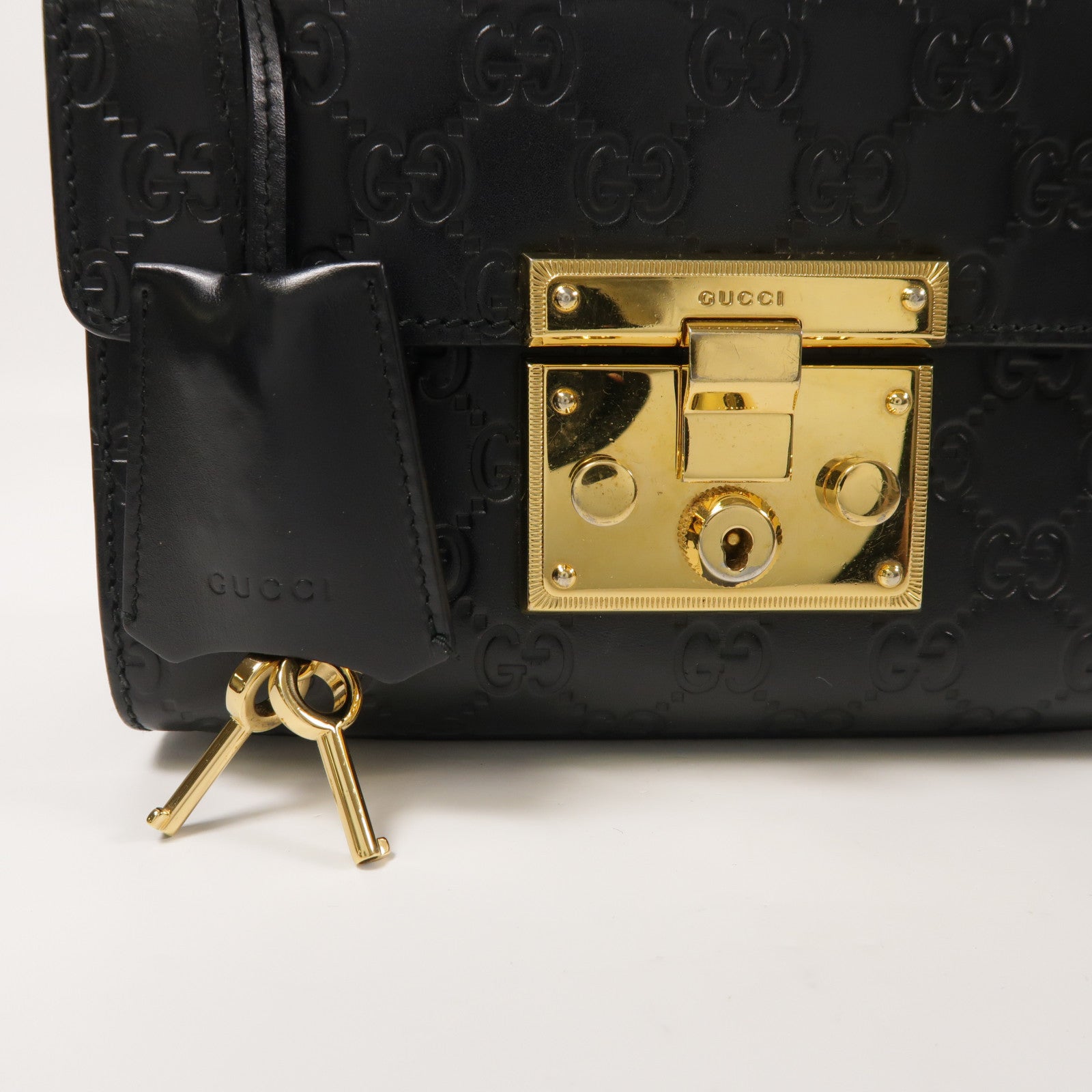 GUCCI 牛皮皮革Shoulder Bag金扣鏈帶肩背袋