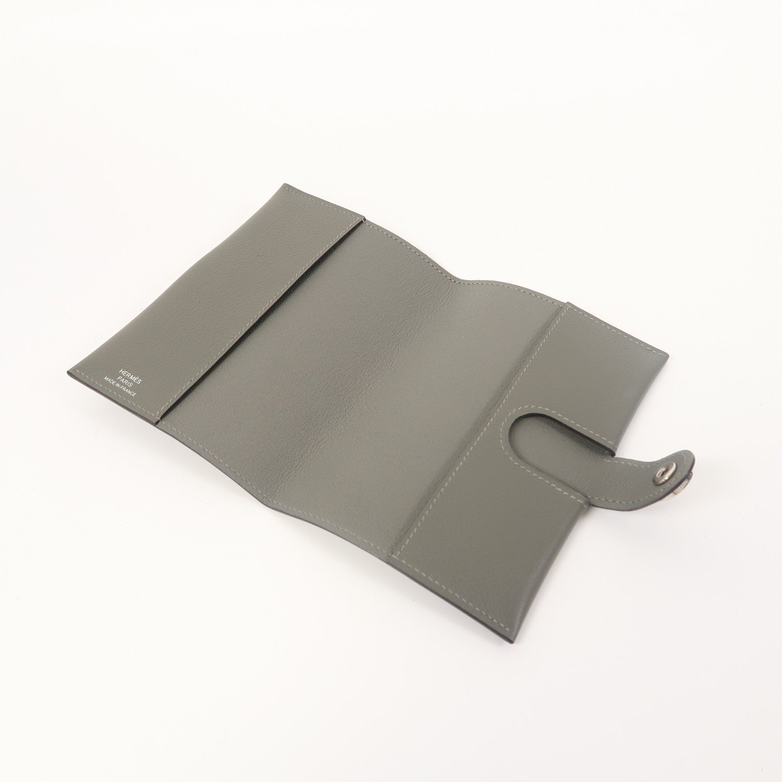 HERMES Evercolor皮革R.M.S Passport Holder銀扣護照套灰色