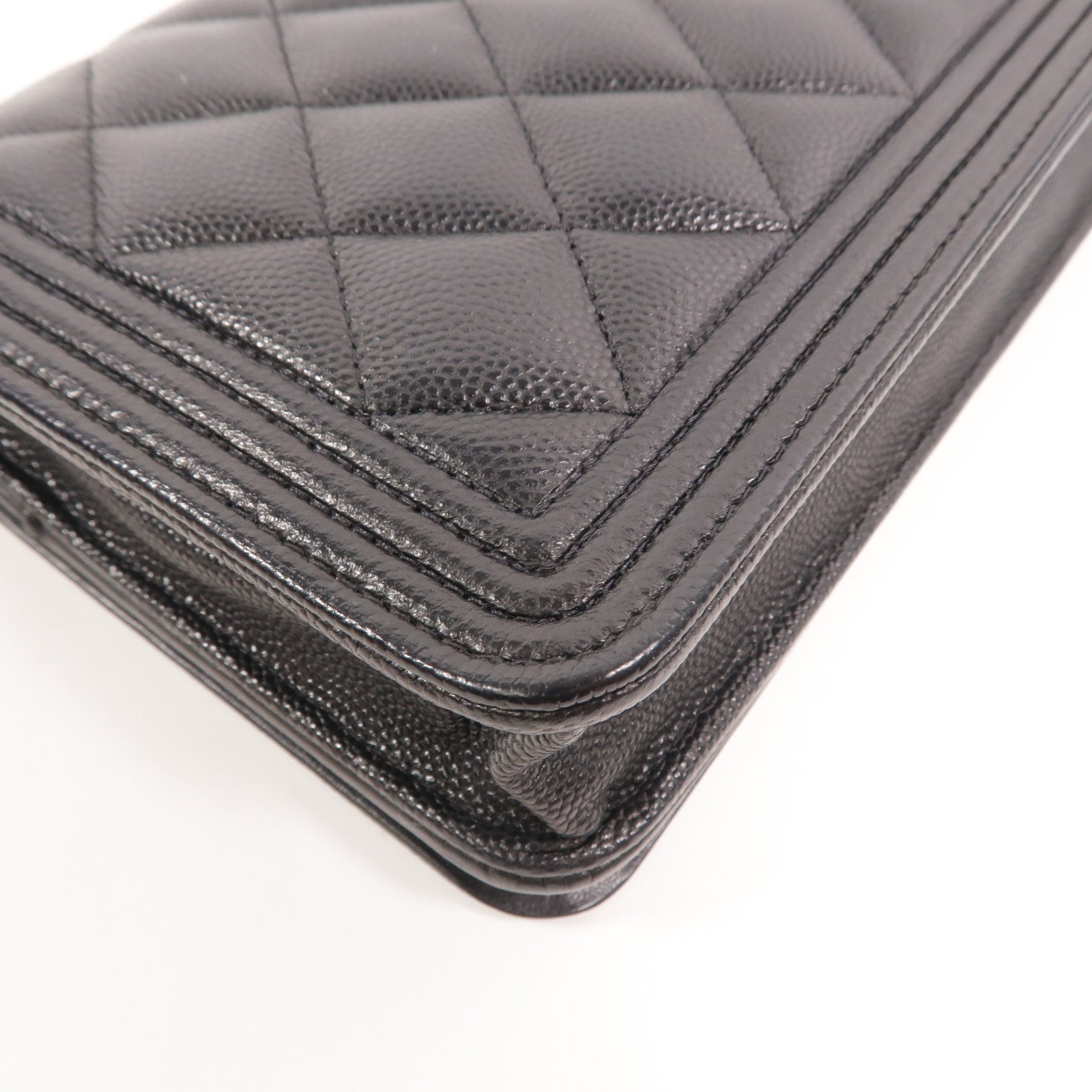 CHANEL 牛皮皮革Boy Wallet On Chain鏈帶肩背袋