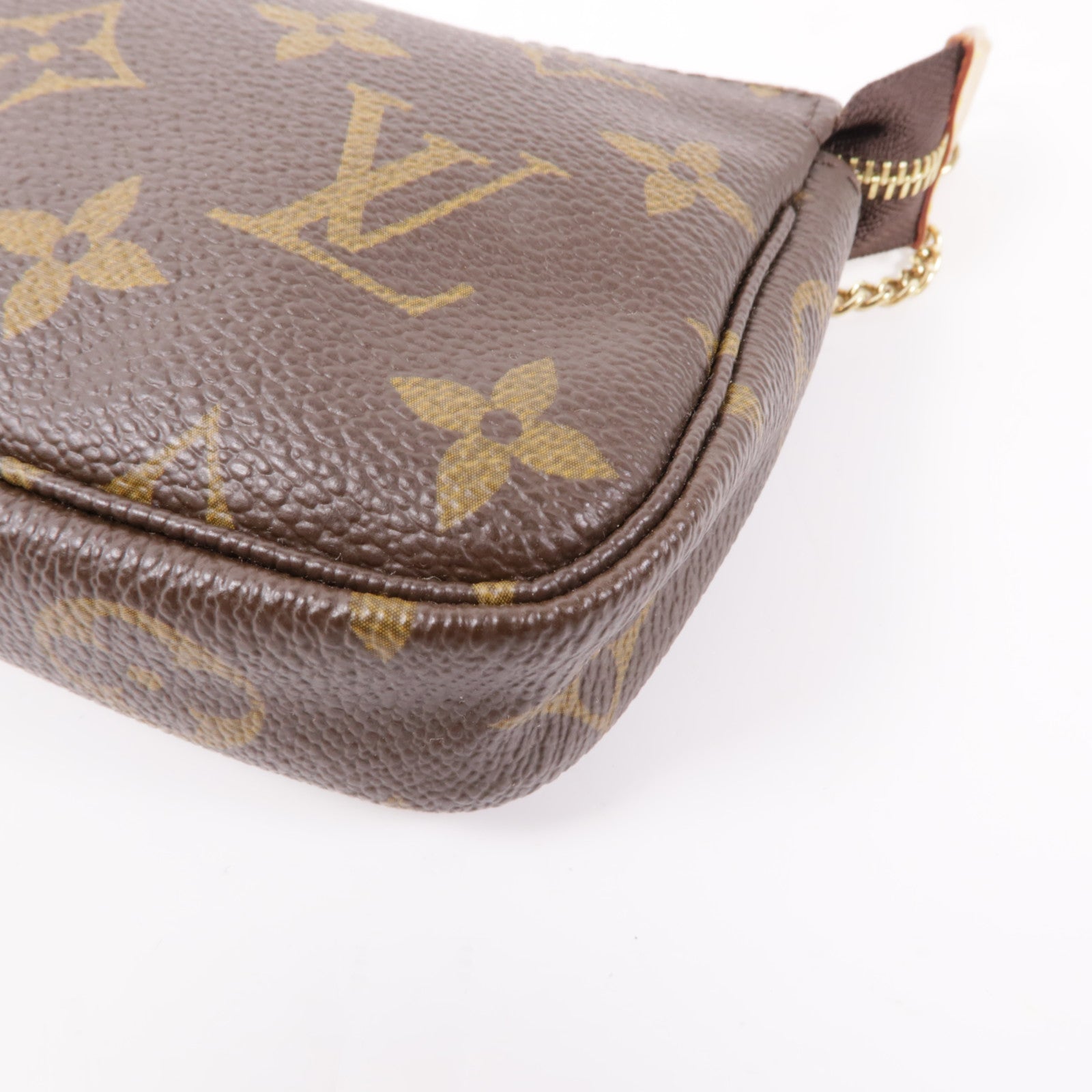LOUIS VUITTON Monogram Mini Pochette Accessoires金扣手挽袋棕色