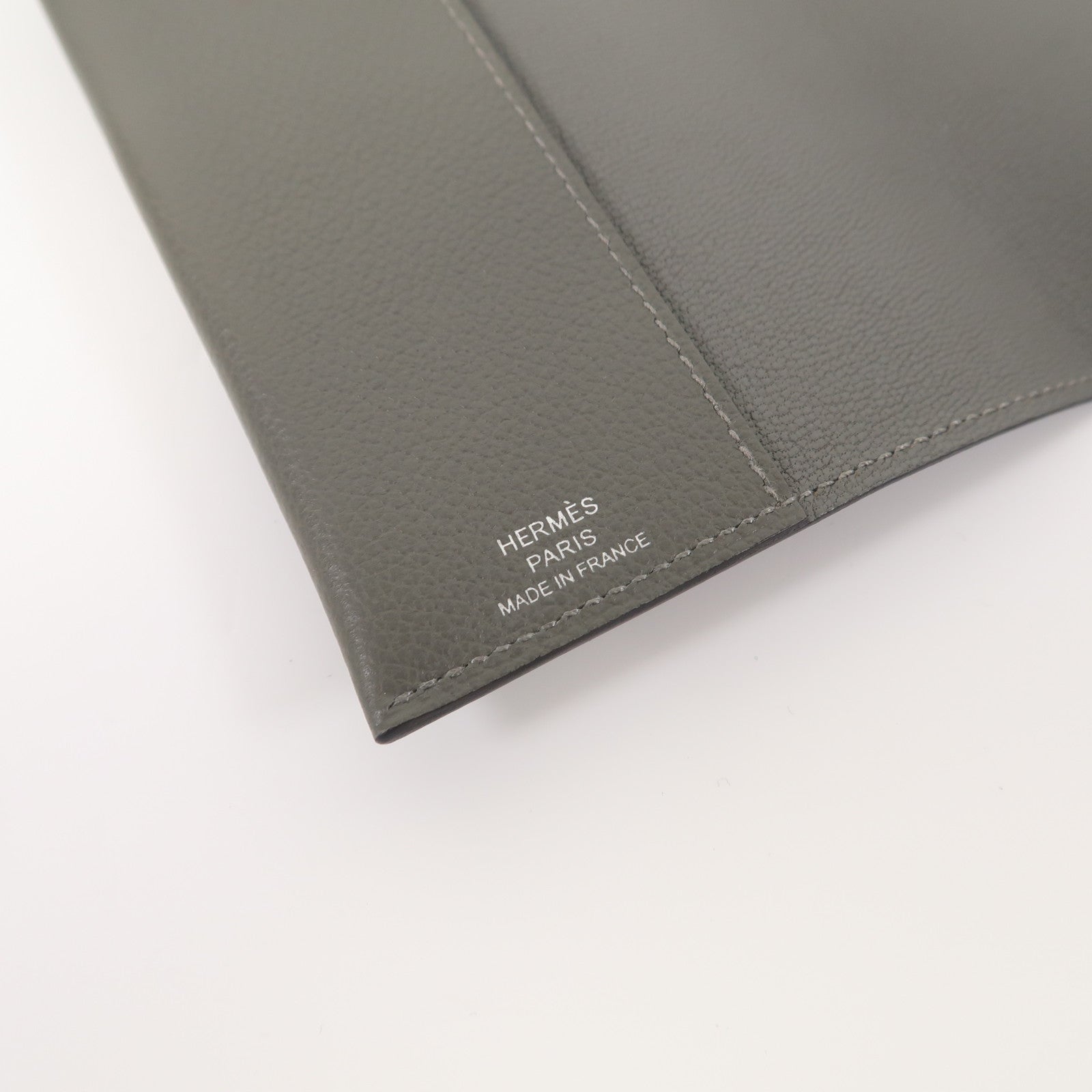 HERMES Evercolor皮革R.M.S Passport Holder銀扣護照套灰色
