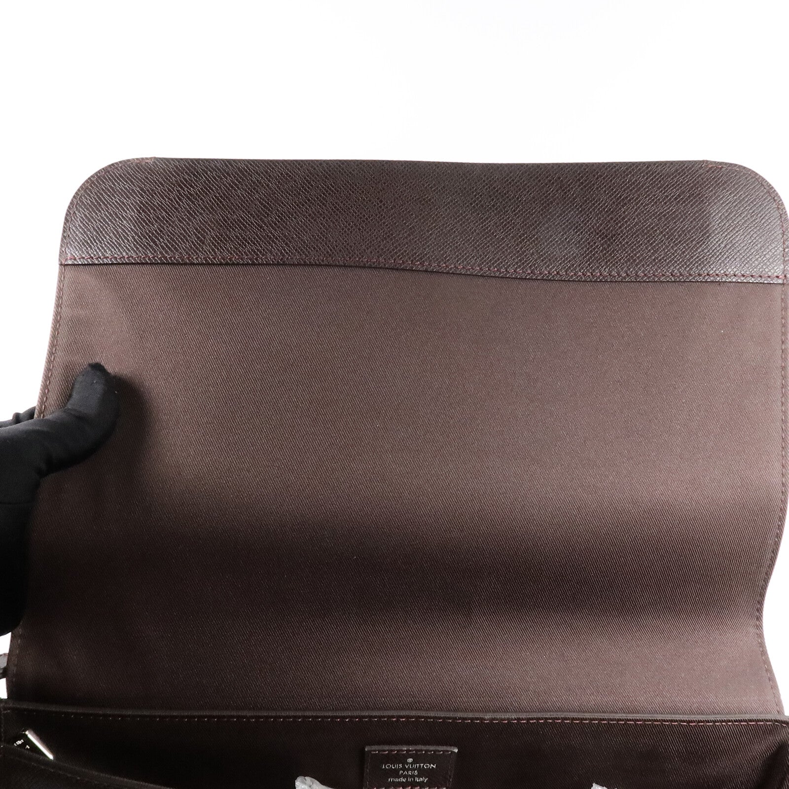 LOUIS VUITTON Taiga Roman PM肩背袋