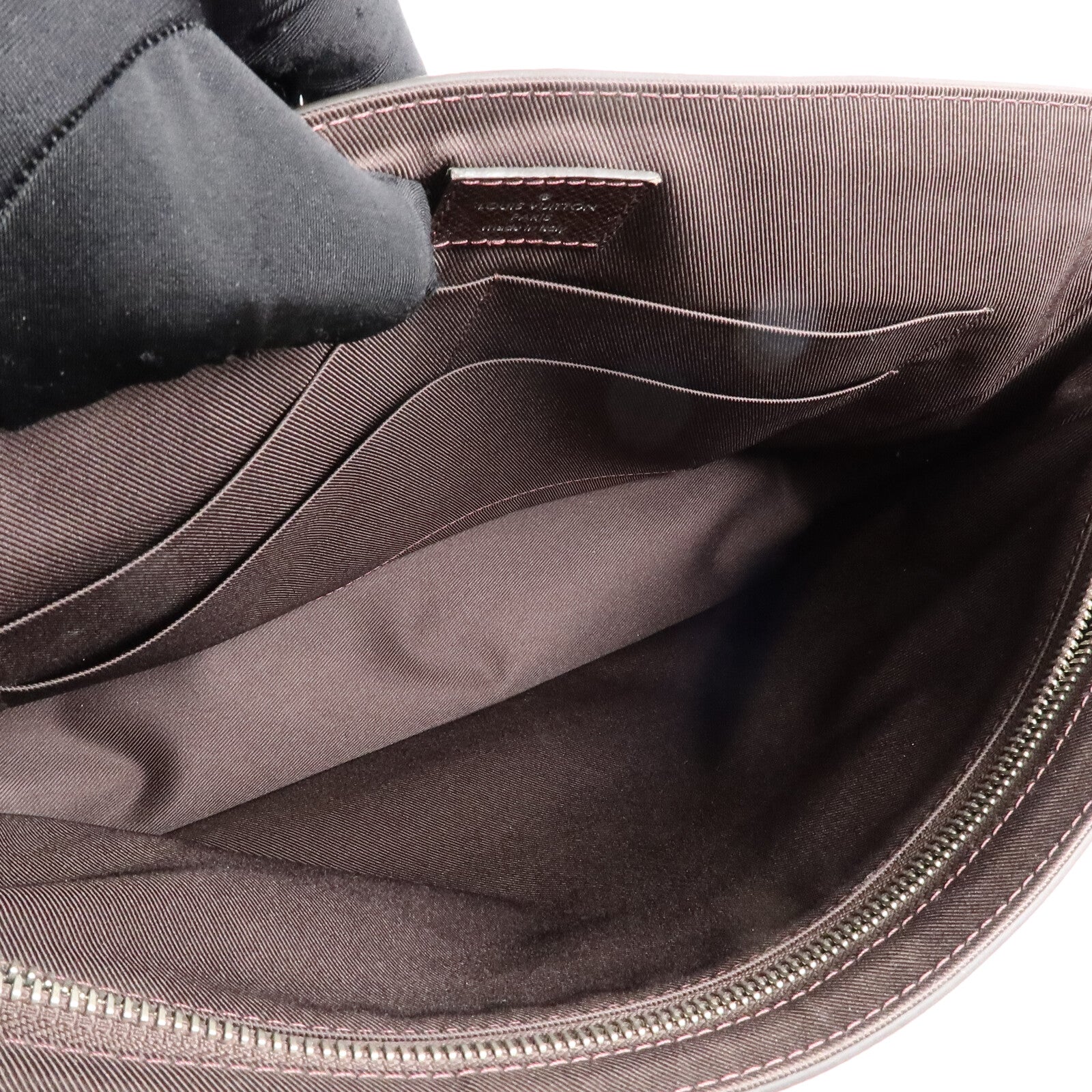 LOUIS VUITTON Taiga Roman PM肩背袋