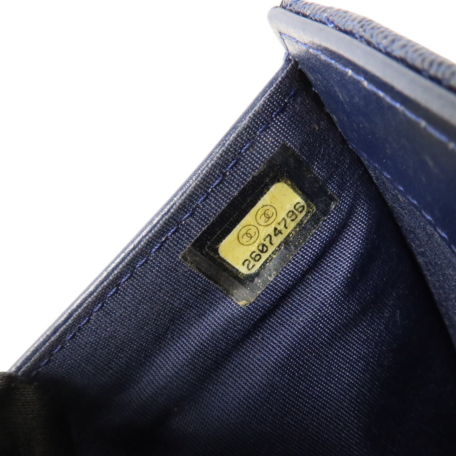 CHANEL 牛皮皮革Boy Chanel Wallet Medium金扣長錢包