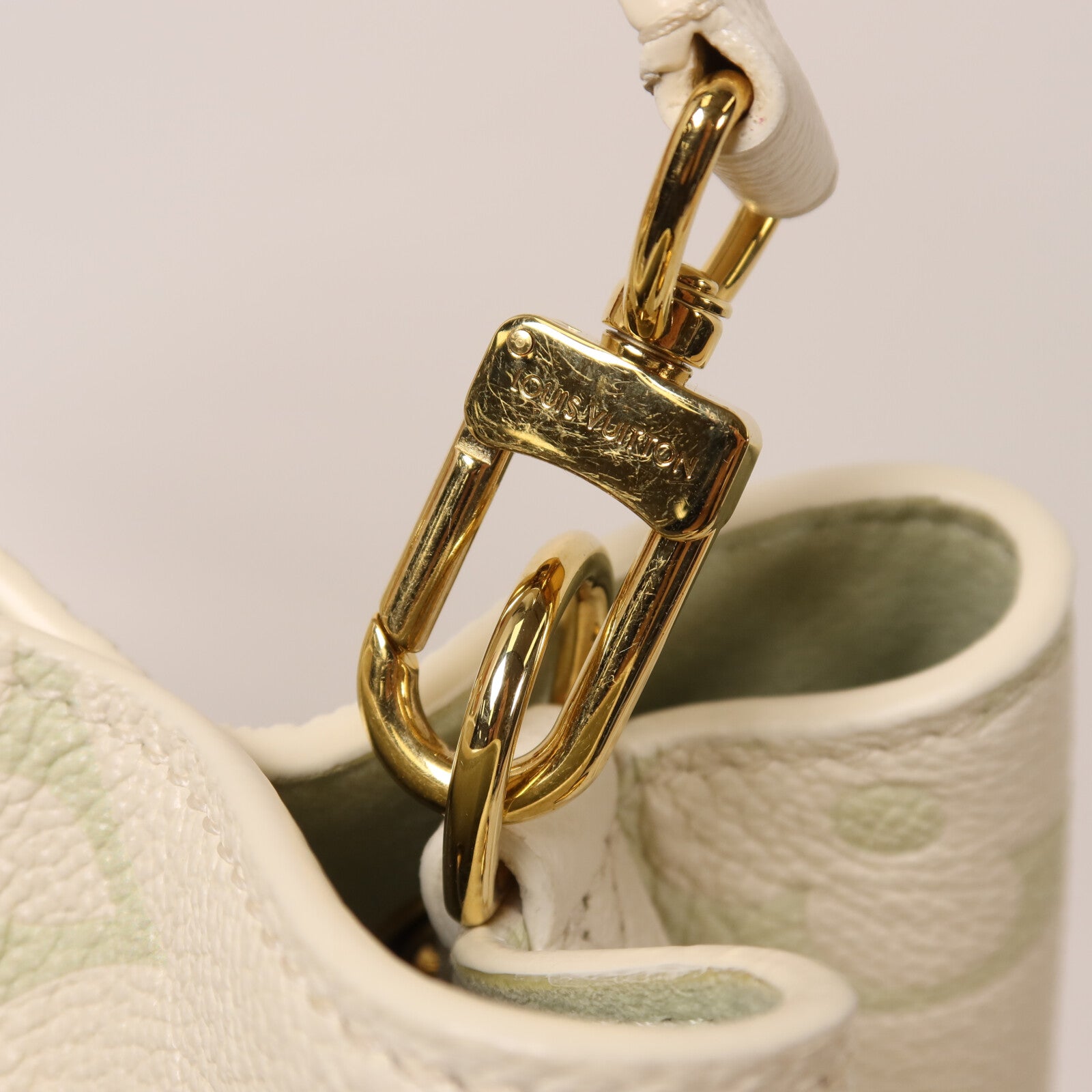 LOUIS VUITTON Monogram Empreinte Giant NeoNoe BB金扣手挽肩背兩用袋