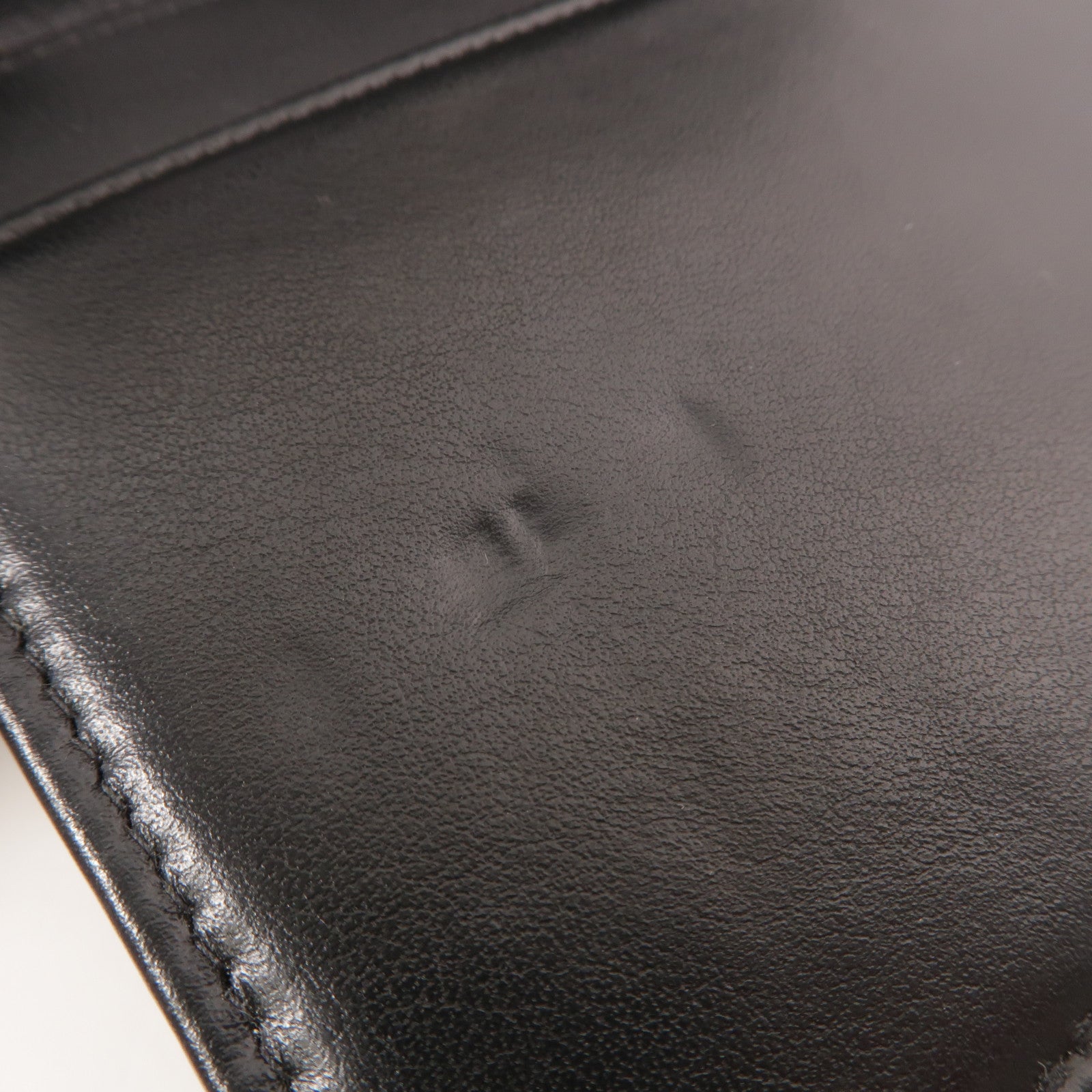 CHANEL 牛皮皮革Boy Wallet On Chain鏈帶肩背袋