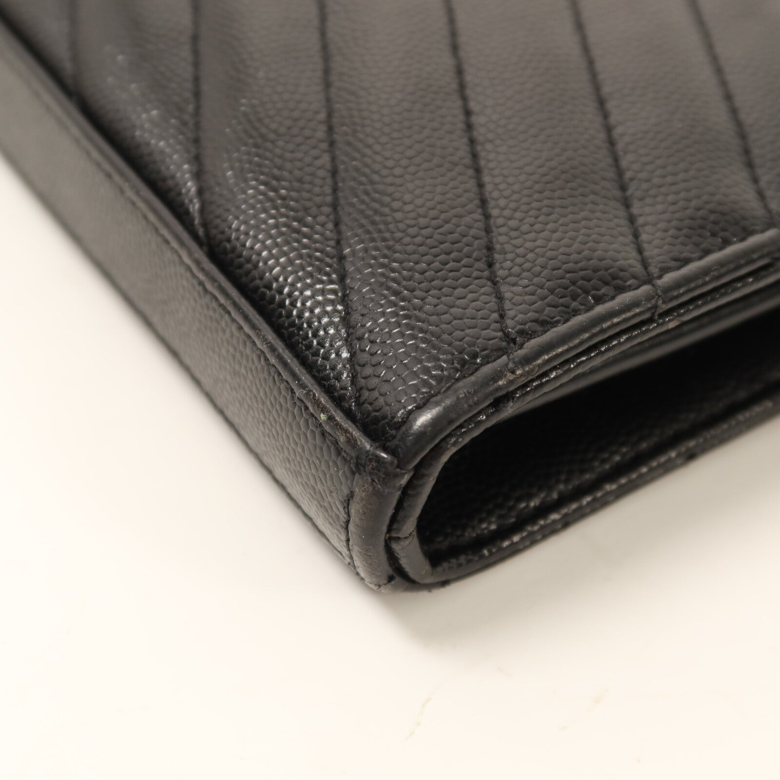 YVES SAINT LAURENT 牛皮皮革Shoulder Bag銀扣鏈帶肩背袋
