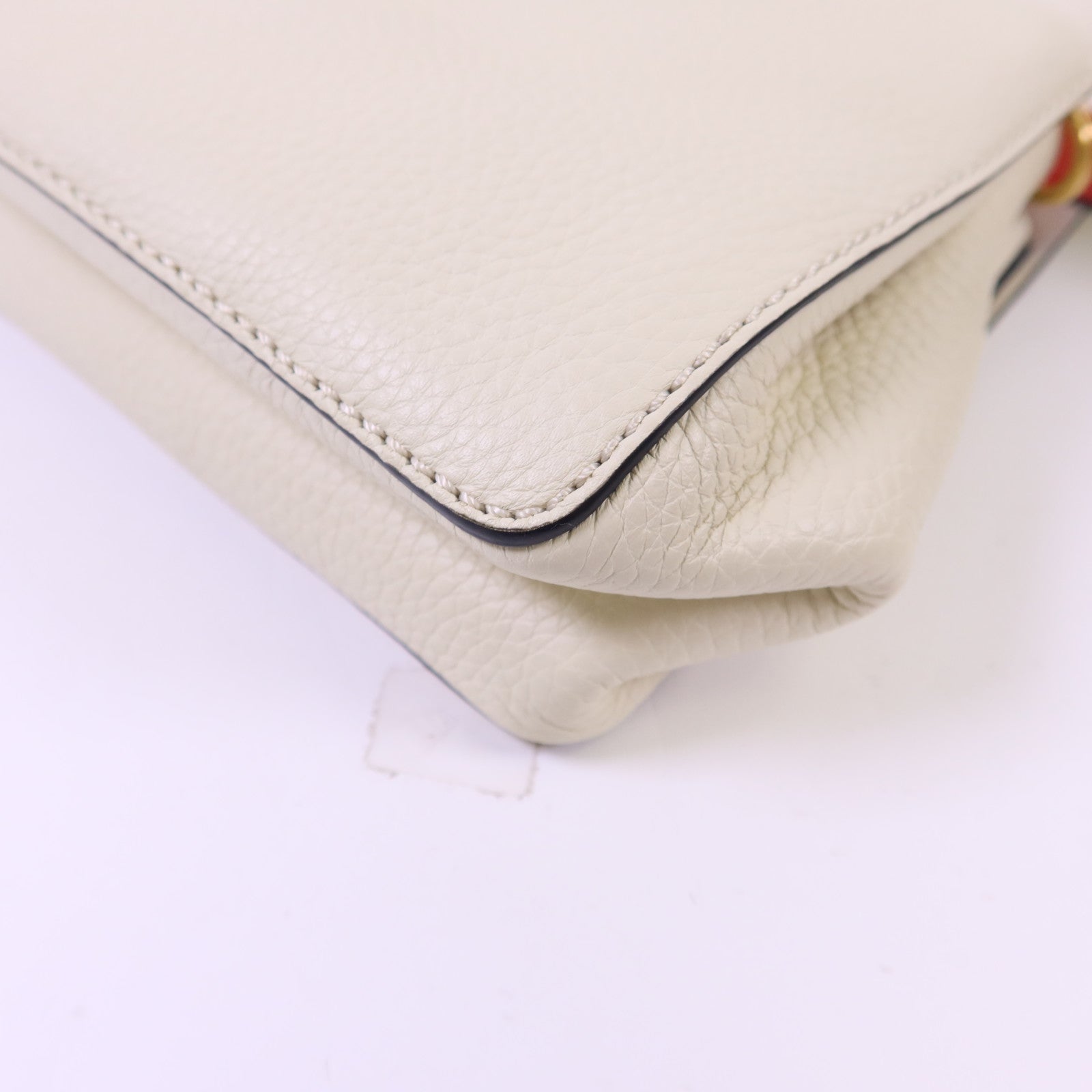 Valentino 牛皮皮革VRing Top Handle金扣手挽肩背兩用袋