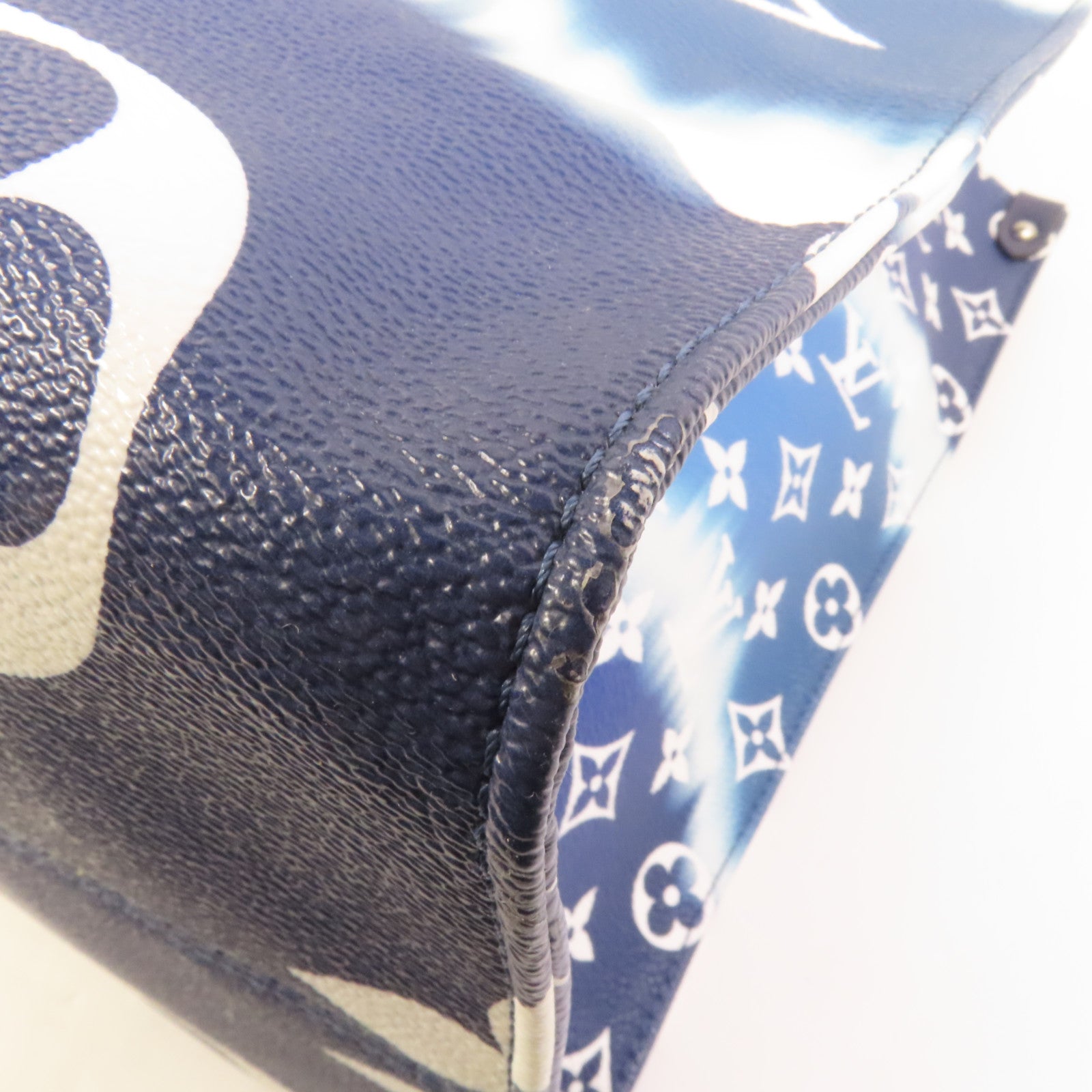 LOUIS VUITTON Monogram Escale On The Go銀扣手挽肩背兩用袋