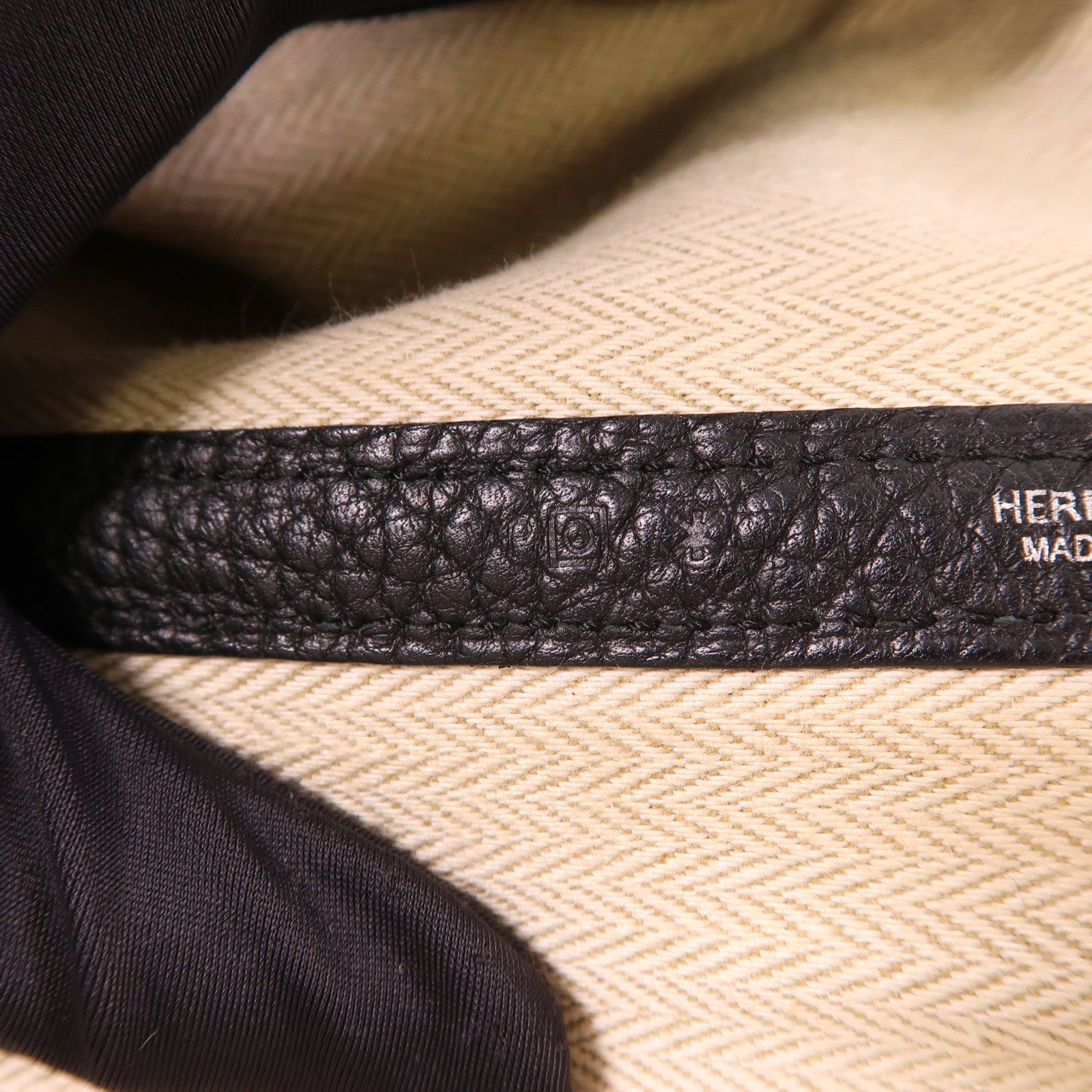 HERMES 【激減優惠】Negonda皮革Garden Party PM銀扣手挽袋89 Noir