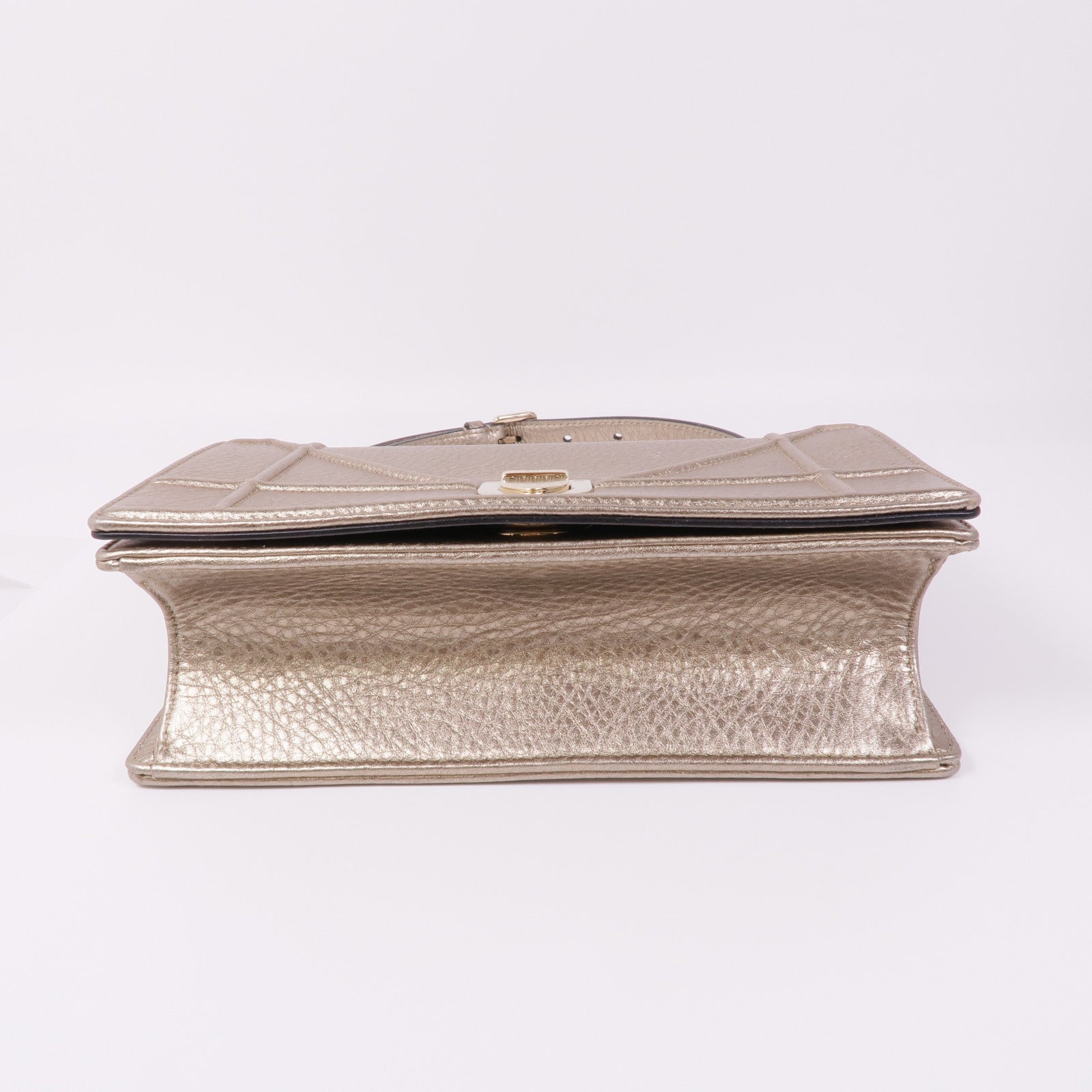 Dior 牛皮皮革Diorama金扣鏈帶肩背袋