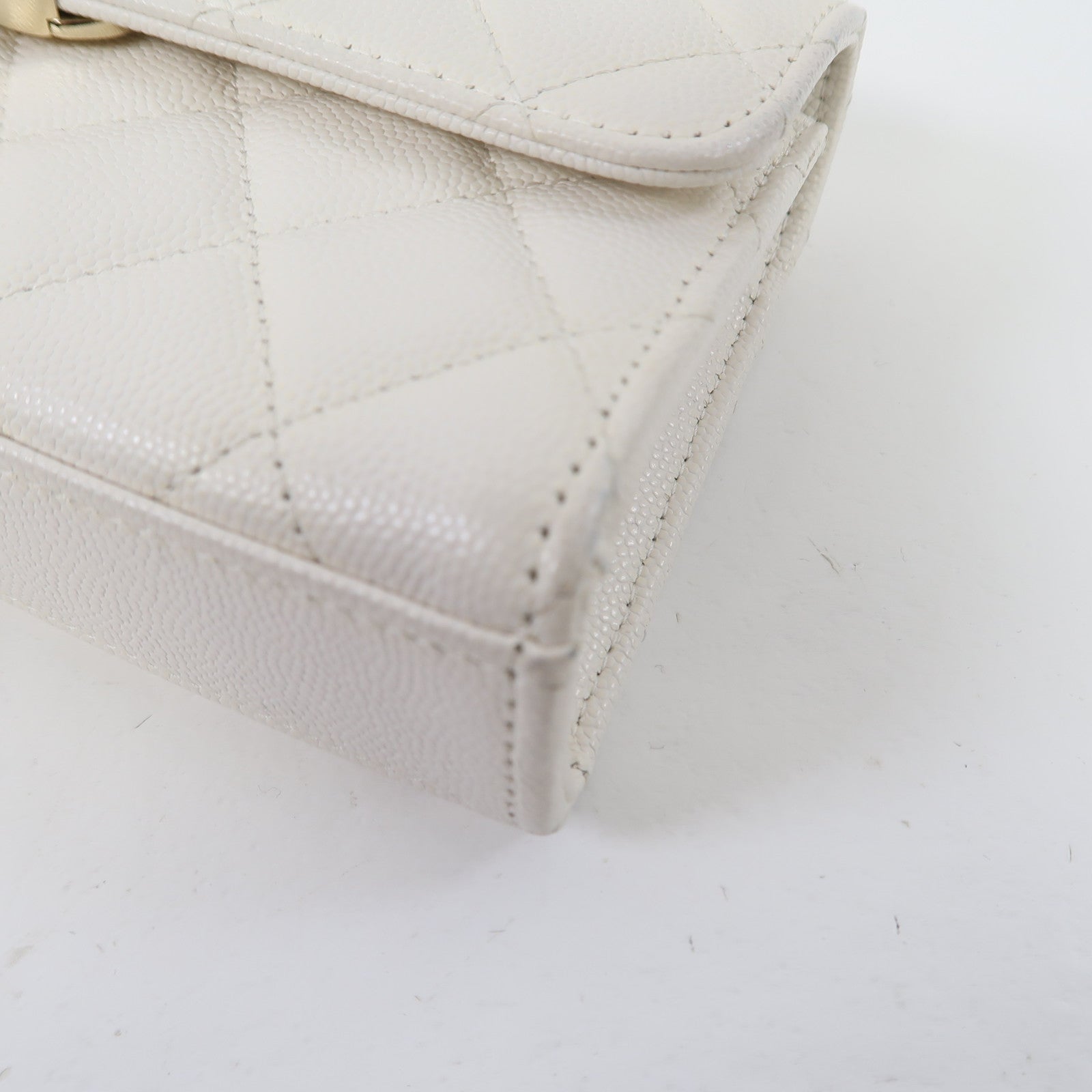 CHANEL Caviar皮革Chain Bag With Top Handle金扣鏈帶肩背袋白色