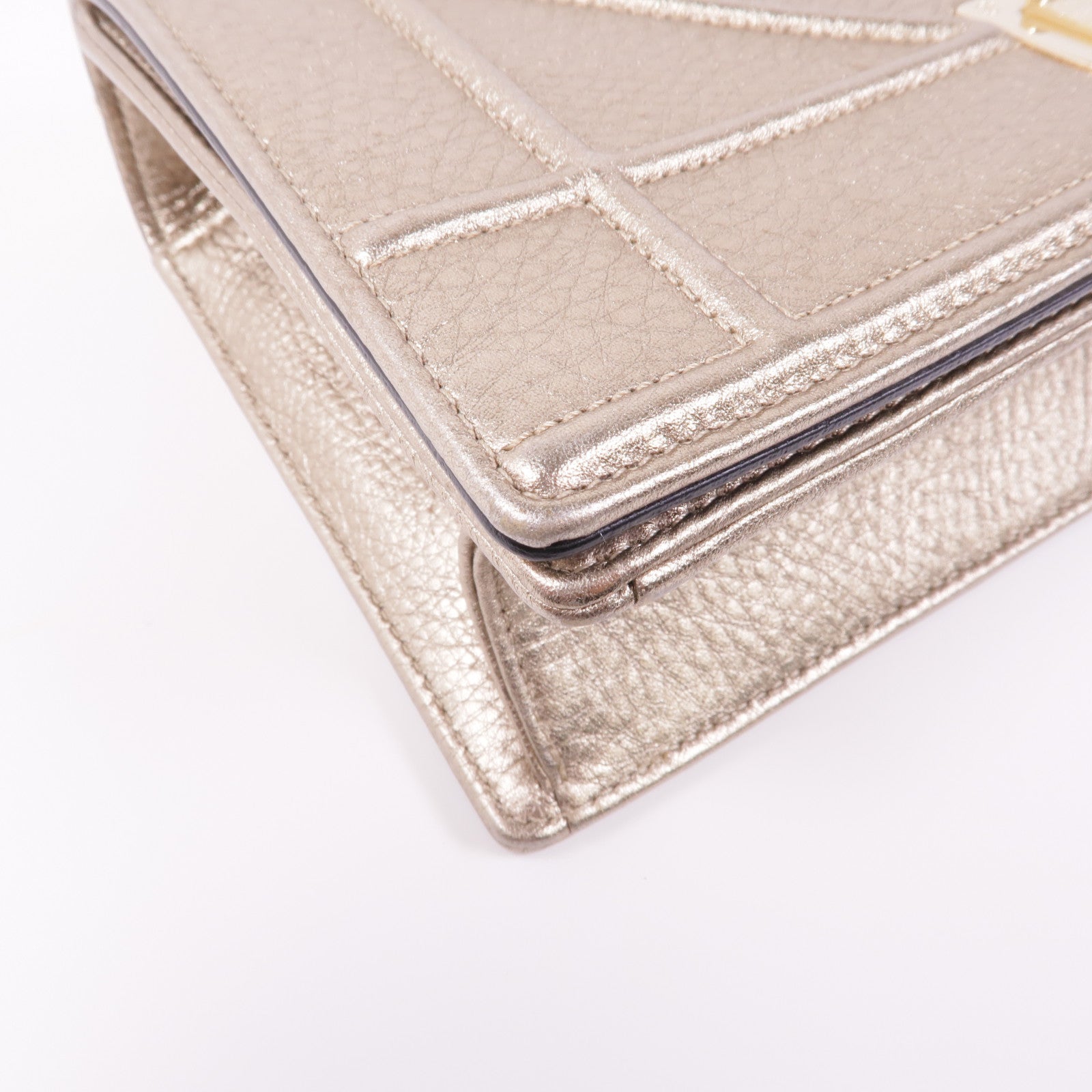 Dior 牛皮皮革Diorama金扣鏈帶肩背袋