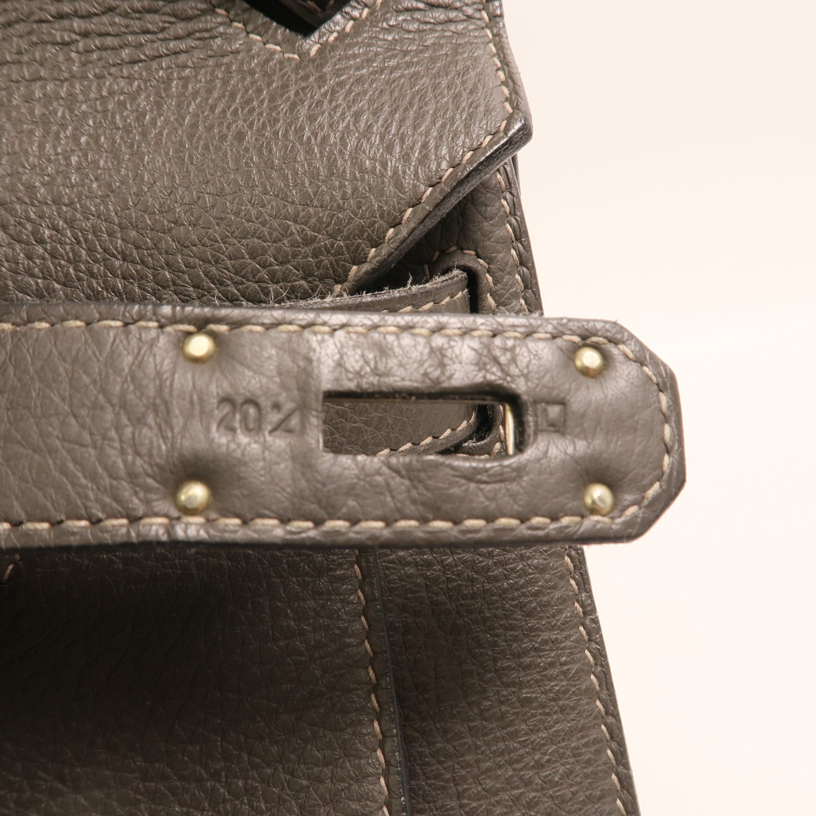 HERMES Togo皮革Jypesiere 37銀扣肩背袋Etain