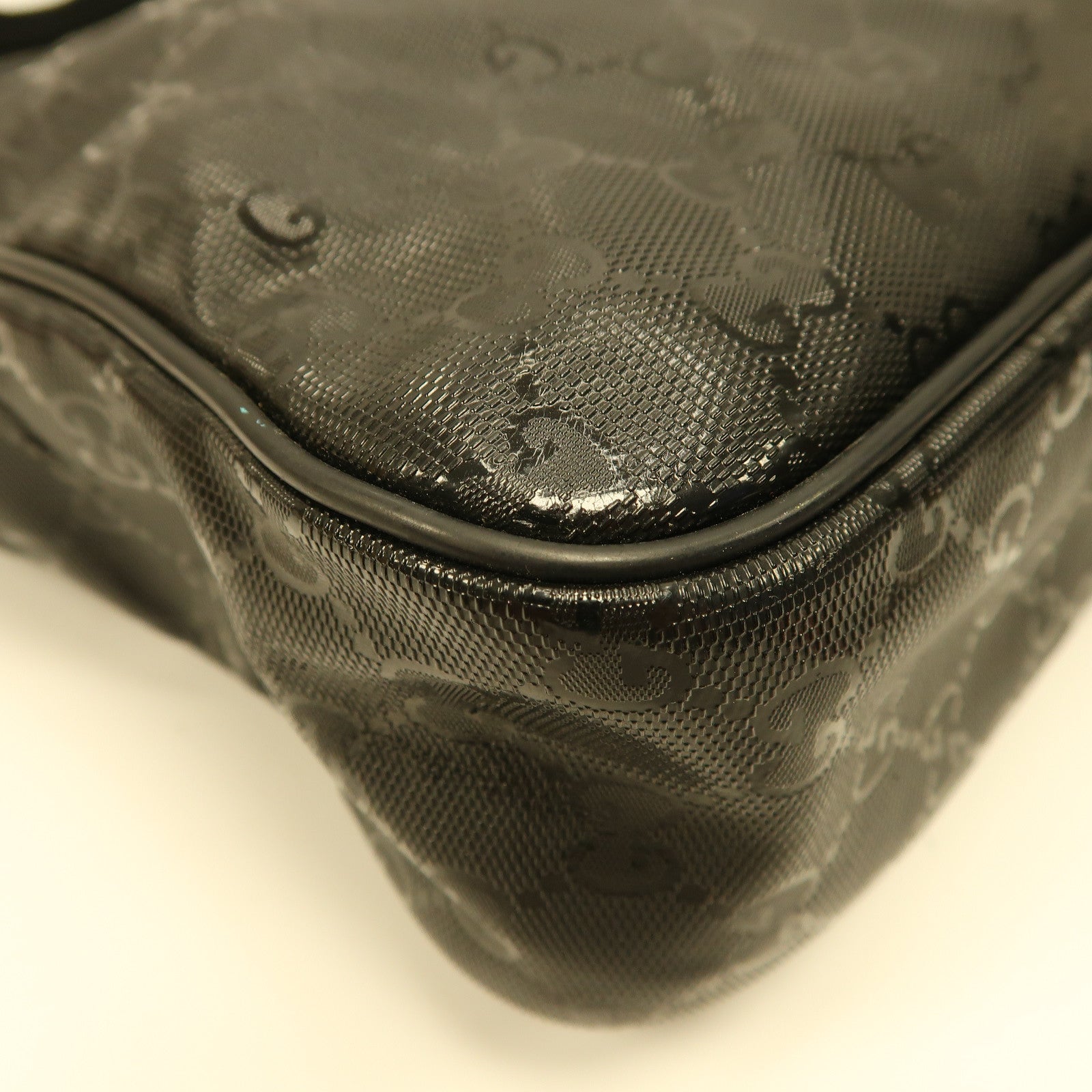 GUCCI 塗層帆布Shoulder Bag銀扣肩背袋黑色
