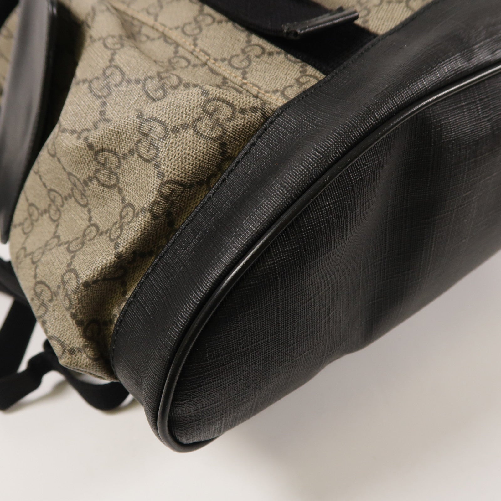 GUCCI 塗層帆布GG Supreme背包