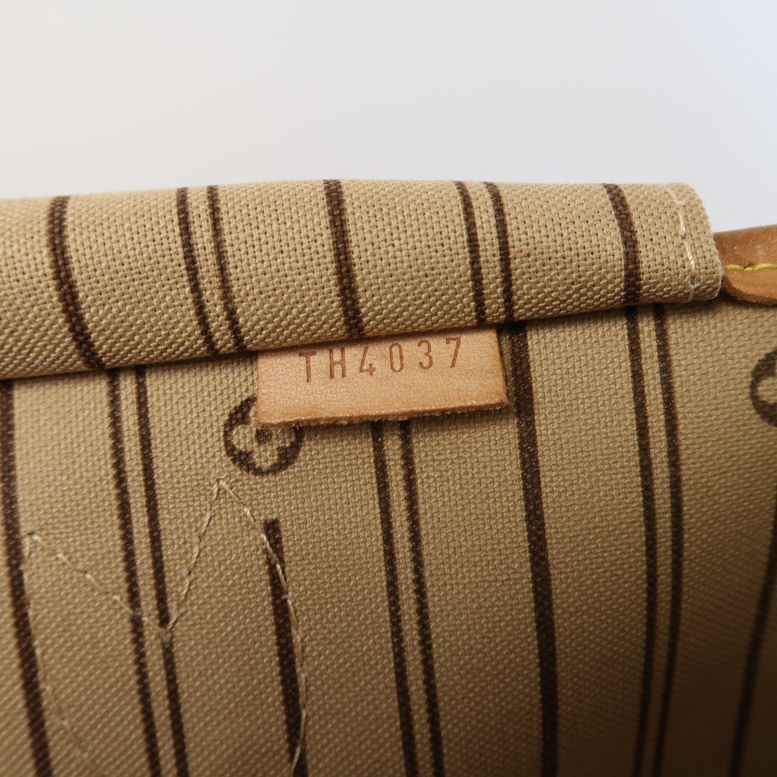 LOUIS VUITTON Monogram Neverfull GM金扣手挽袋啡色