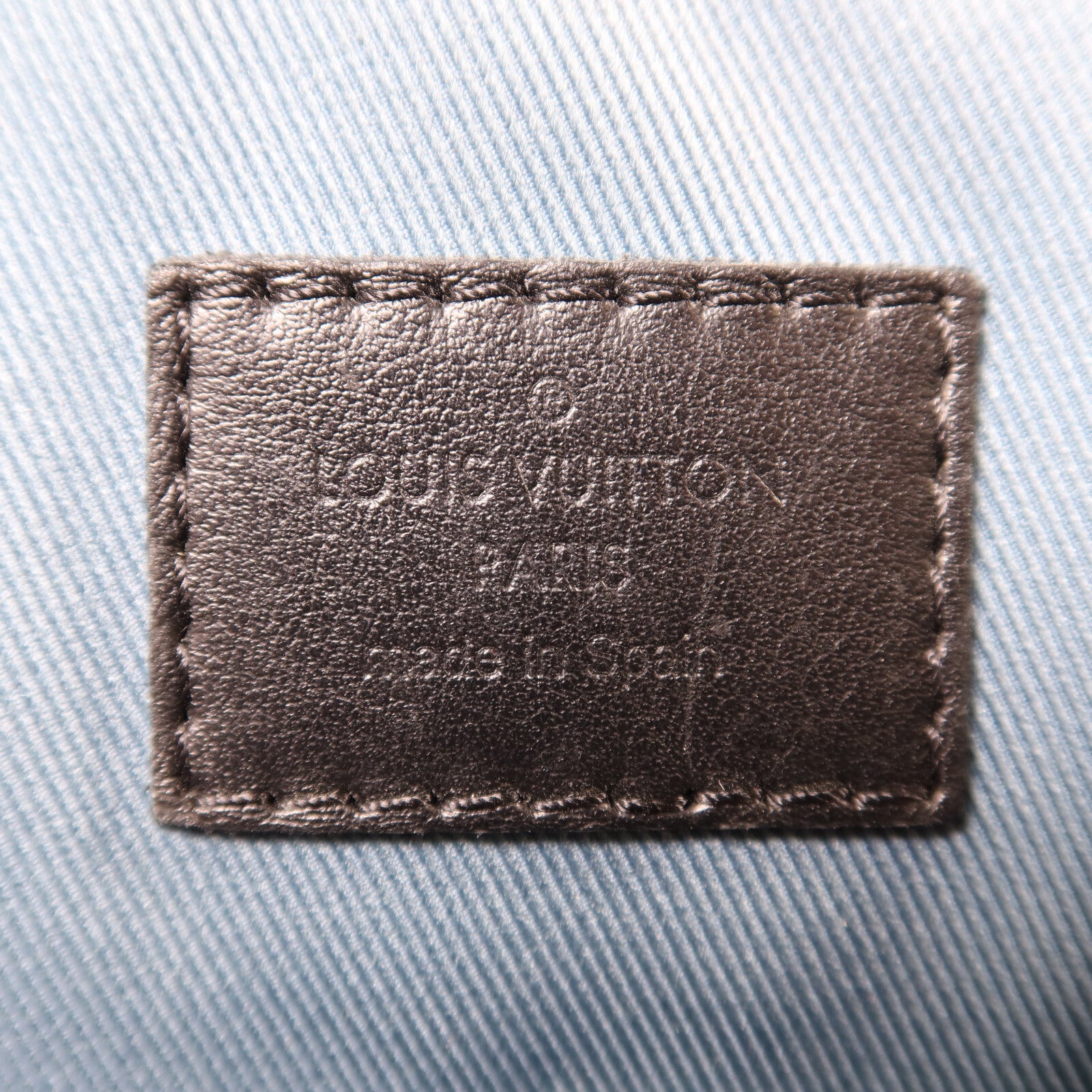 LOUIS VUITTON Damier Graphite Alpha Messenger Bag肩背袋