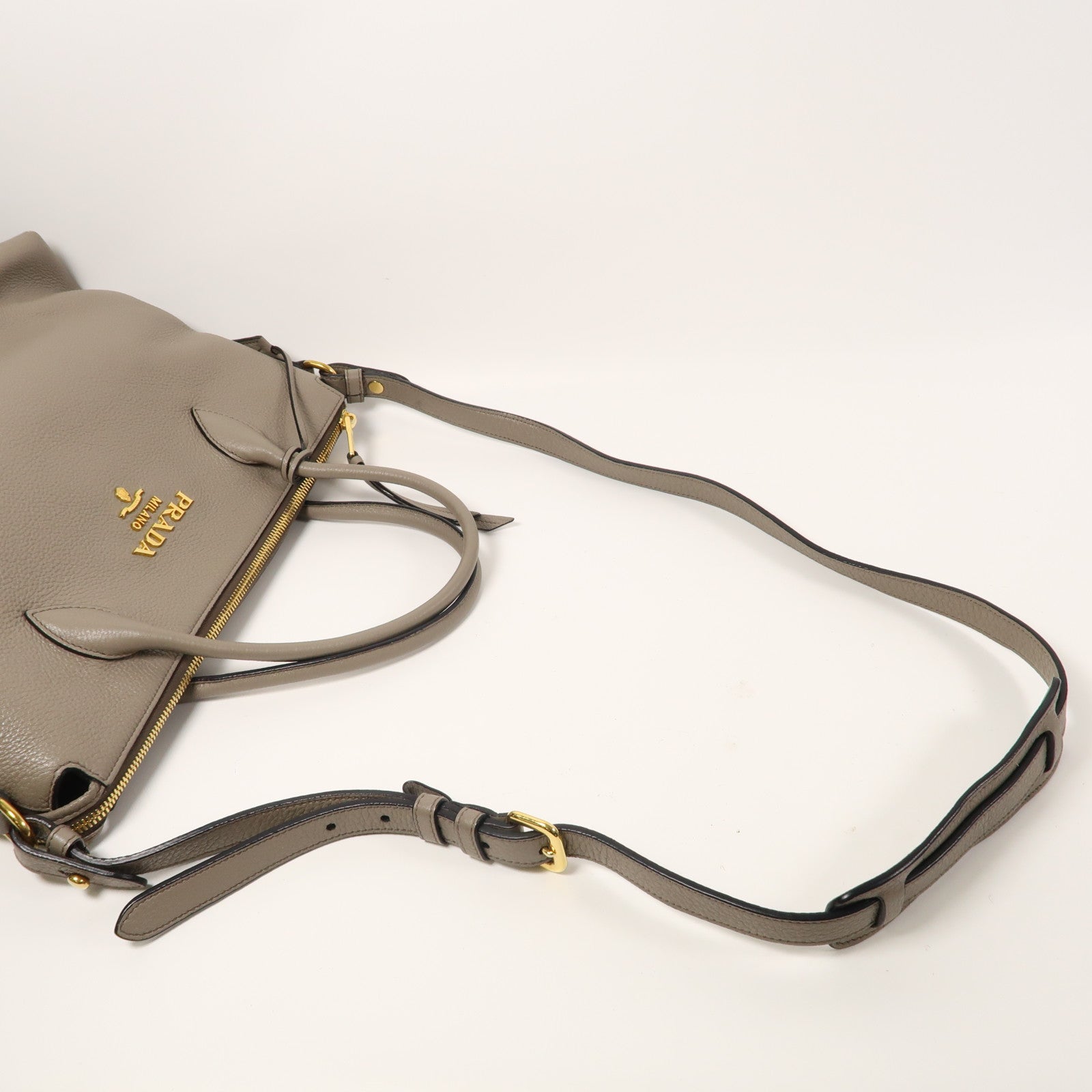 PRADA 皮革2 Way Shoulder金扣手挽肩背兩用袋啡色