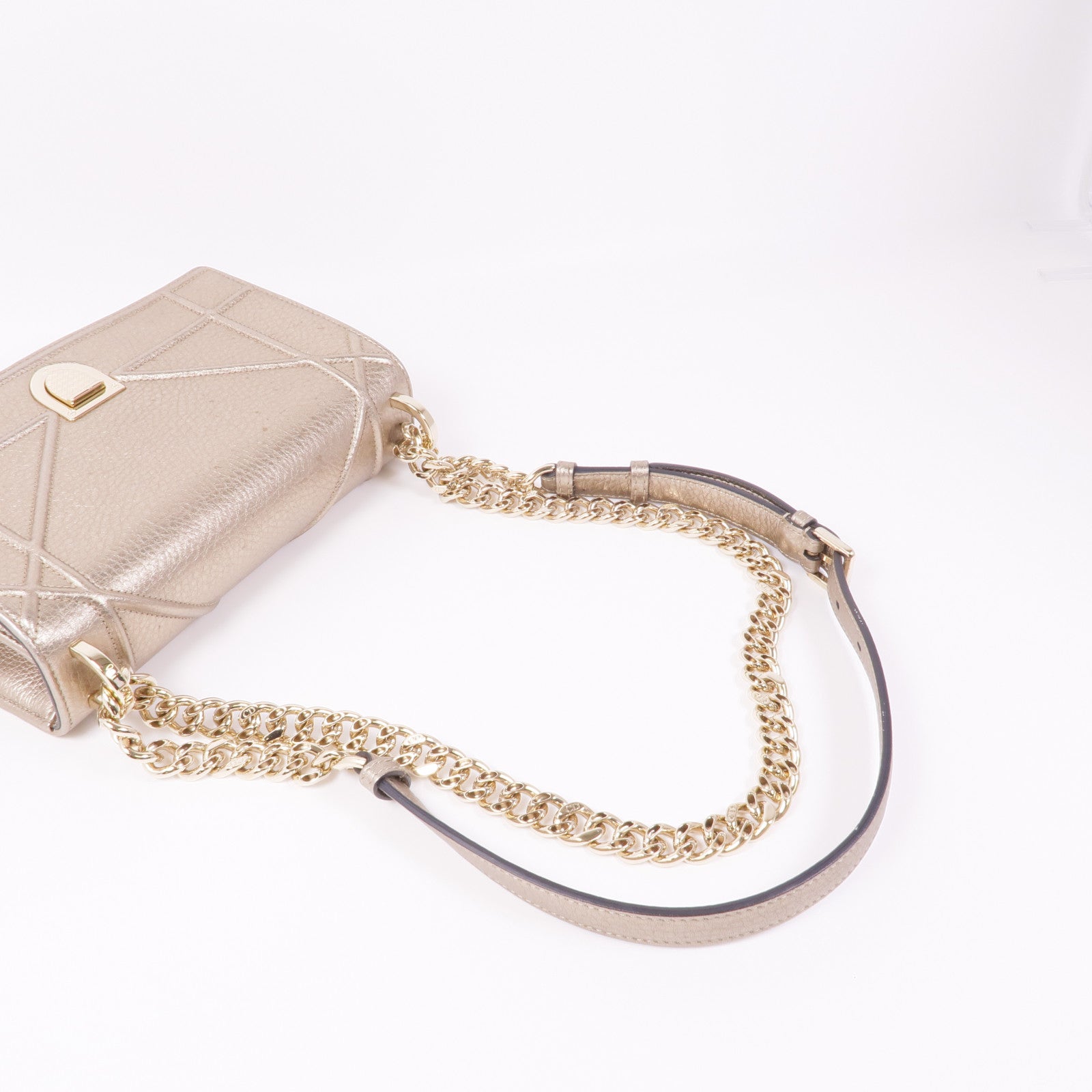 Dior 牛皮皮革Diorama金扣鏈帶肩背袋