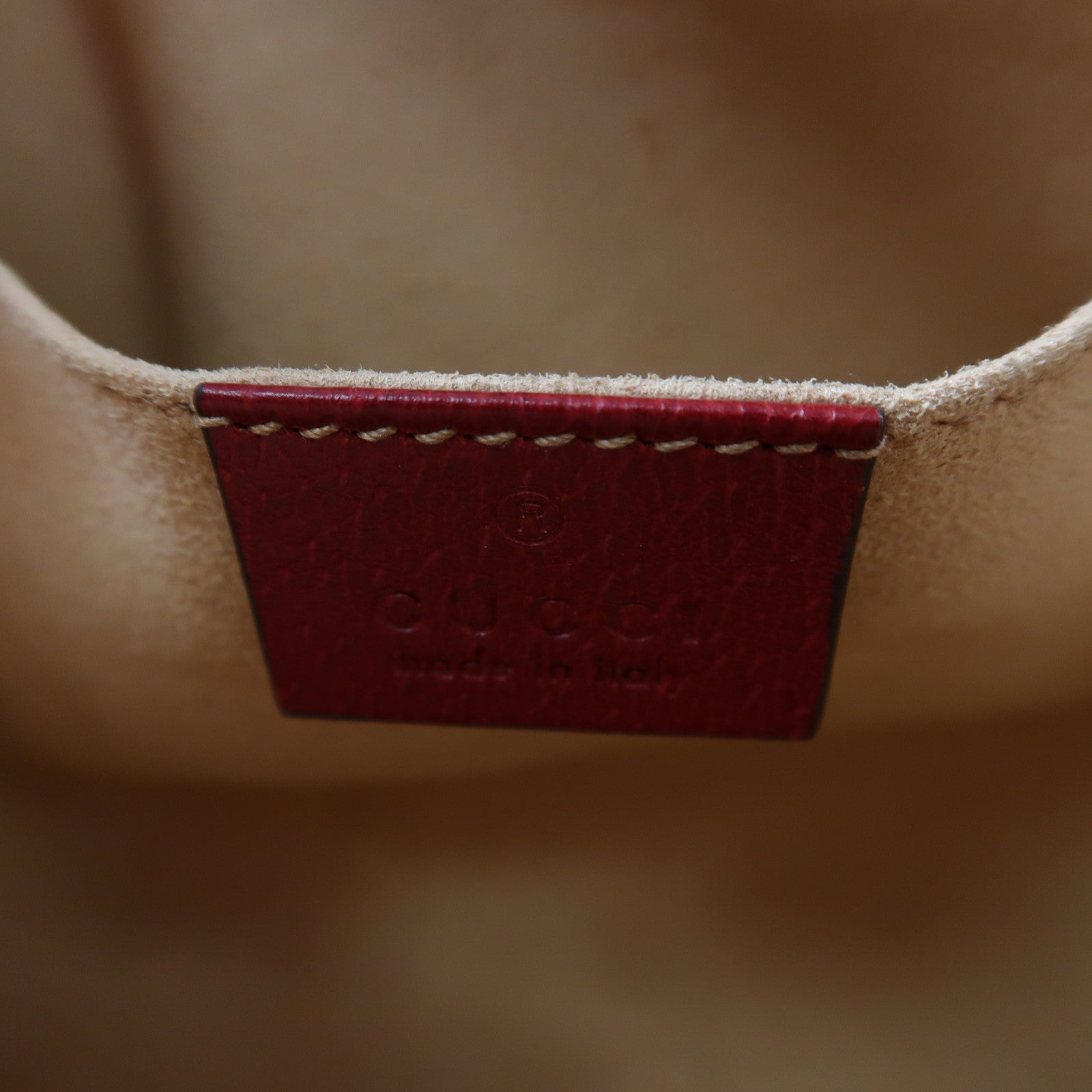 GUCCI 塗層帆布GG Superme Mini金扣肩背袋紅色/彩色