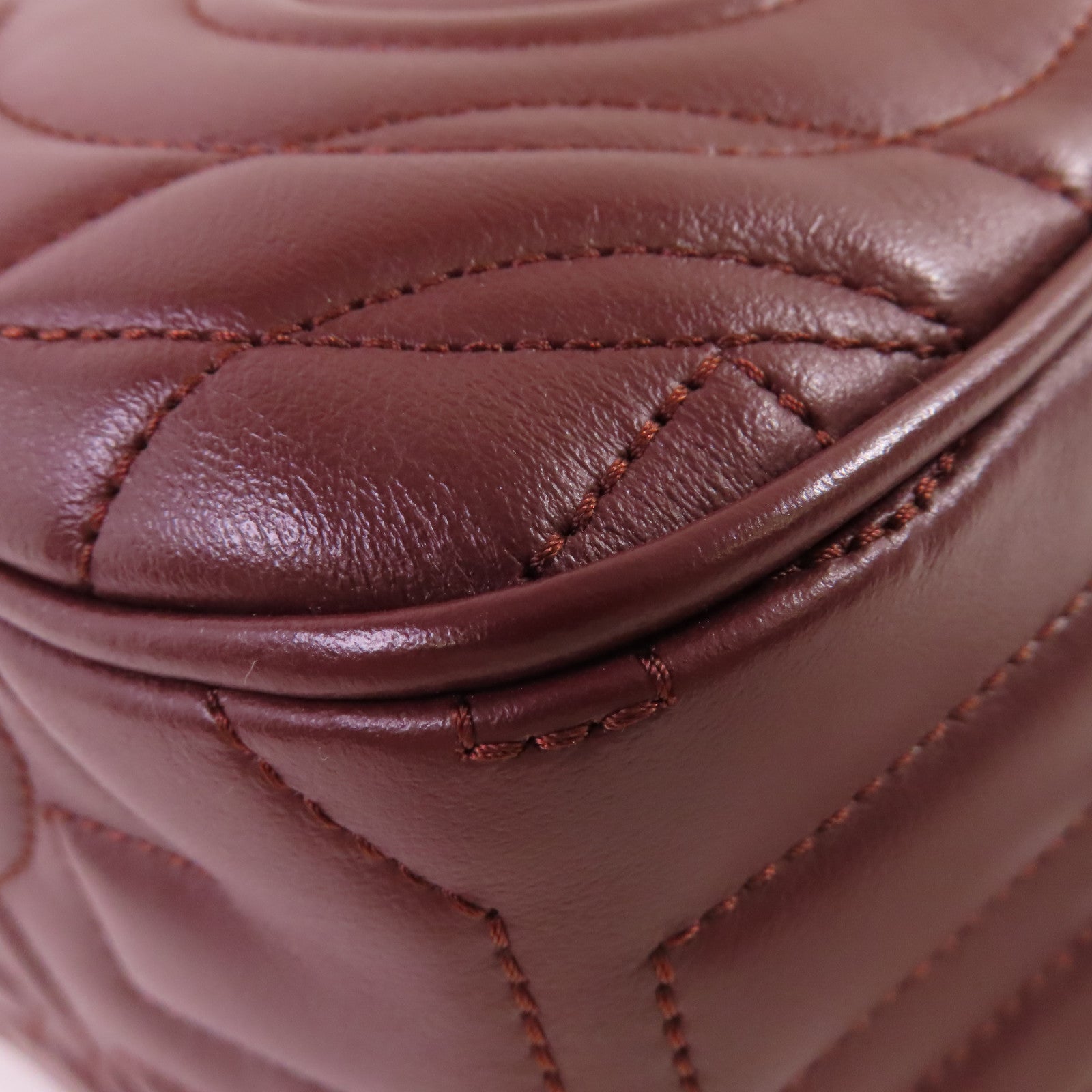 Salvatore Ferragamo 牛皮皮革Gancini Camera Shoulder Bag金扣肩背袋酒紅色