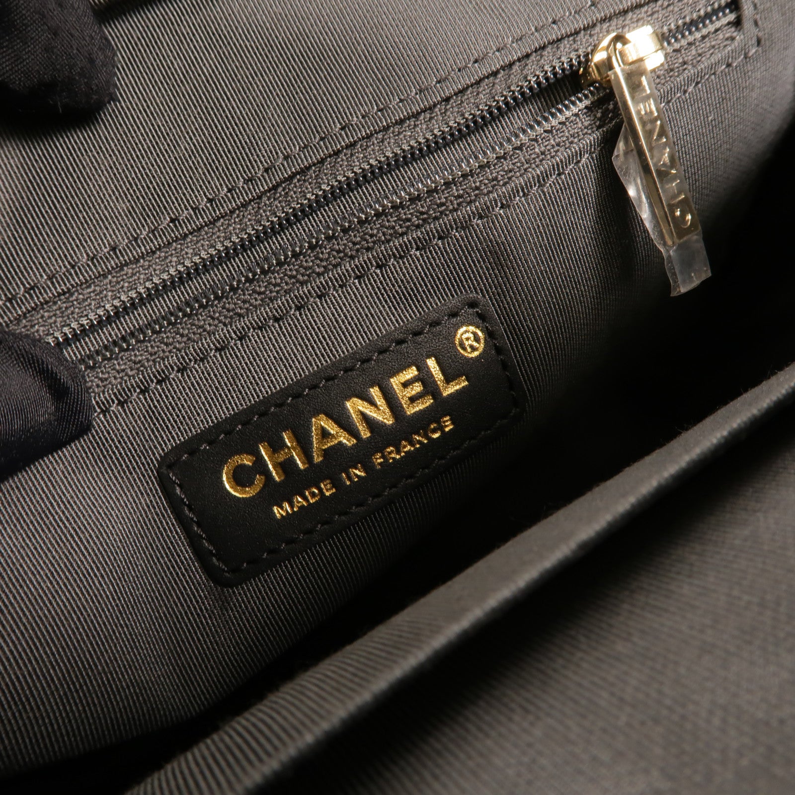 CHANEL 牛皮皮革Coco Tassel Camera Bag肩背袋