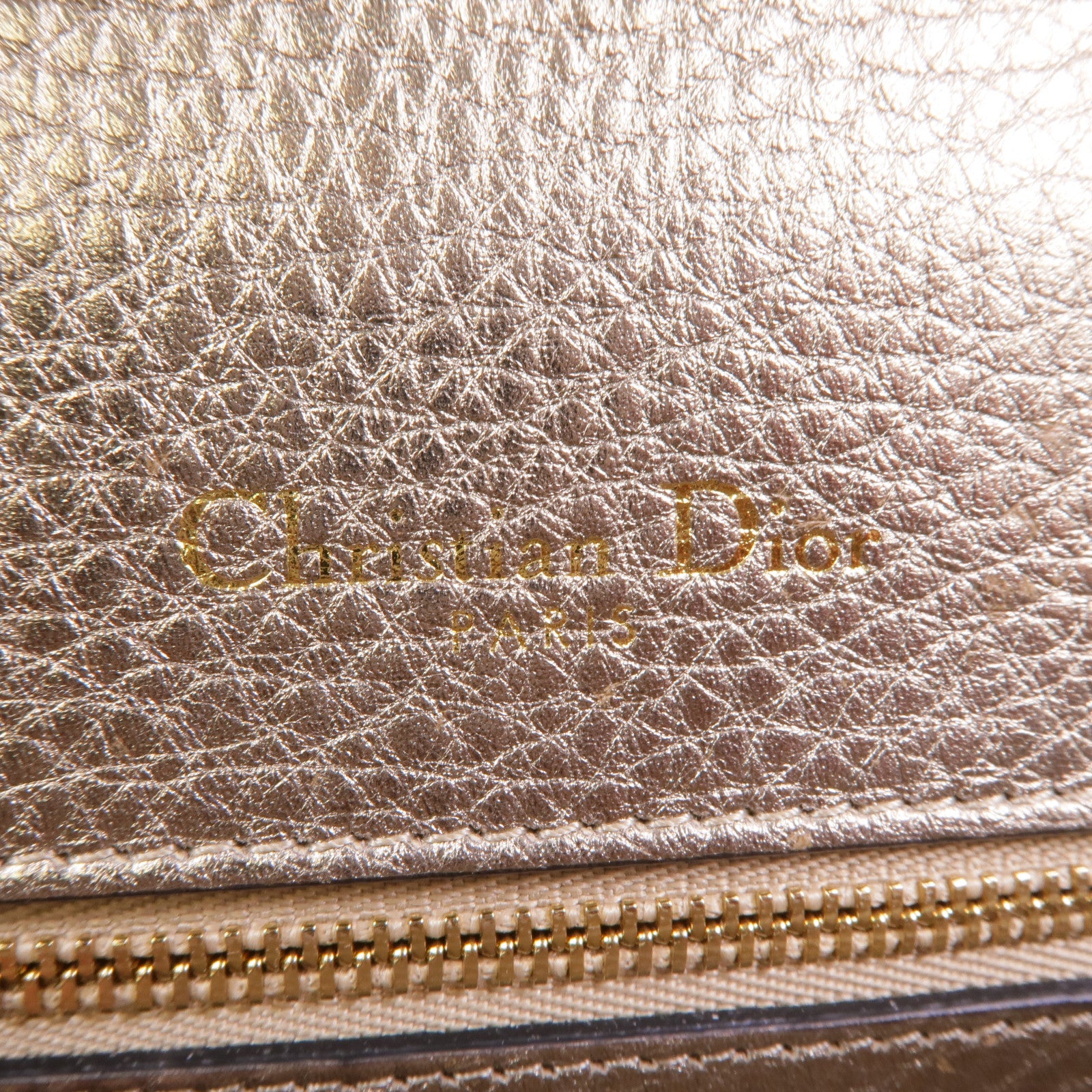 Dior 牛皮皮革Diorama金扣鏈帶肩背袋