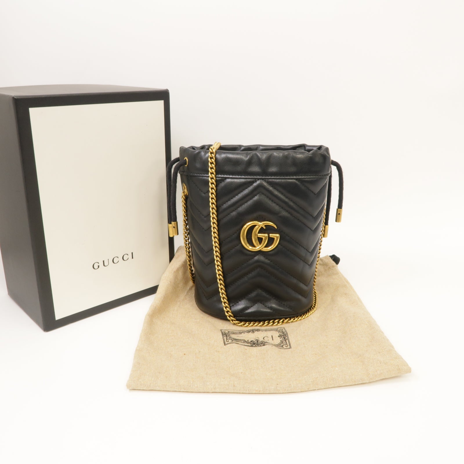 GUCCI 【激減優惠】牛皮皮革GG Marmont金扣鏈帶肩背袋黑色