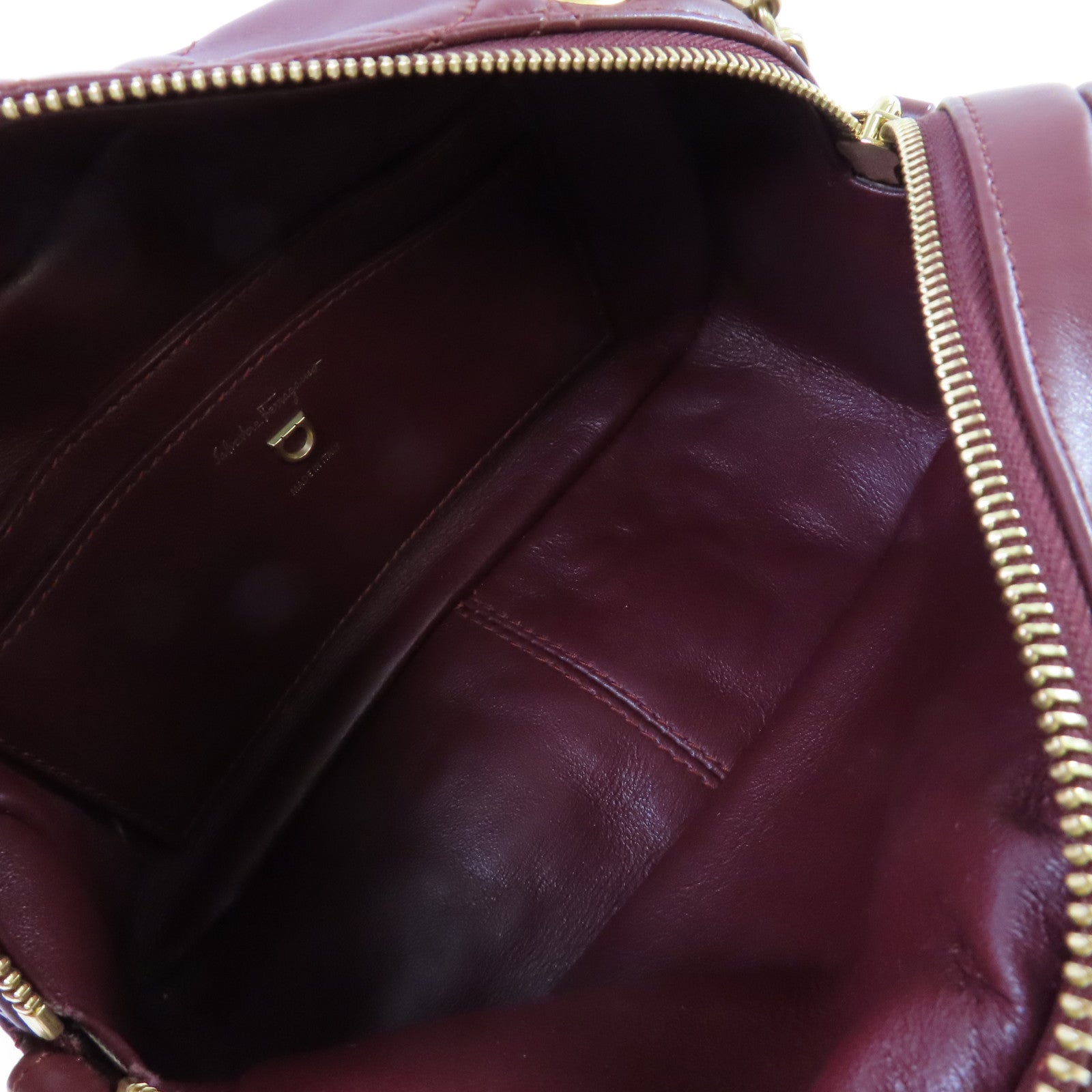 Salvatore Ferragamo 牛皮皮革Gancini Camera Shoulder Bag金扣肩背袋酒紅色