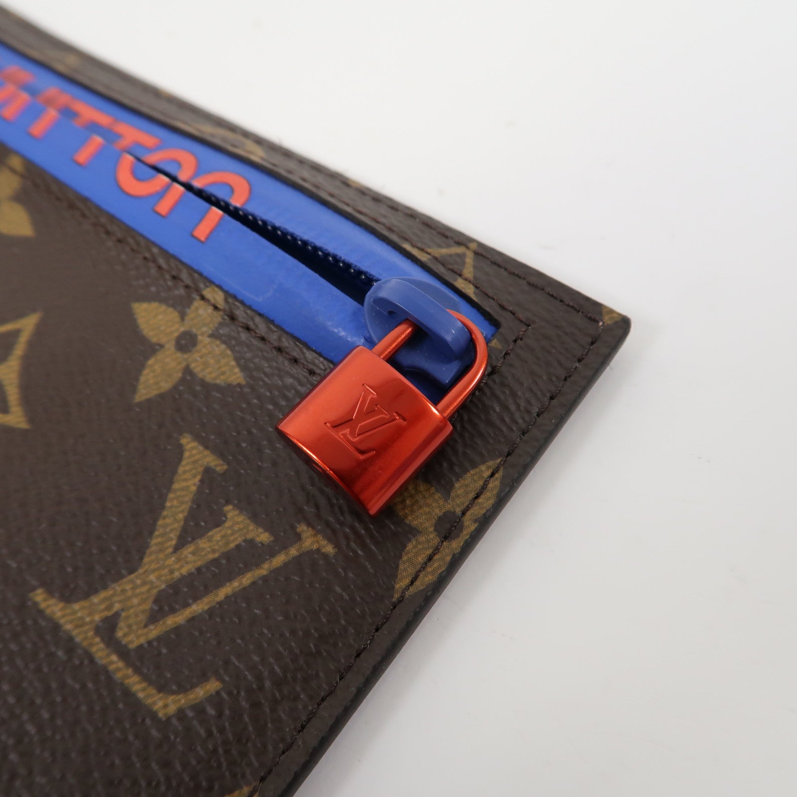 LOUIS VUITTON 【激減優惠】Monogram Ribbon Pouch手拿包啡色/藍色