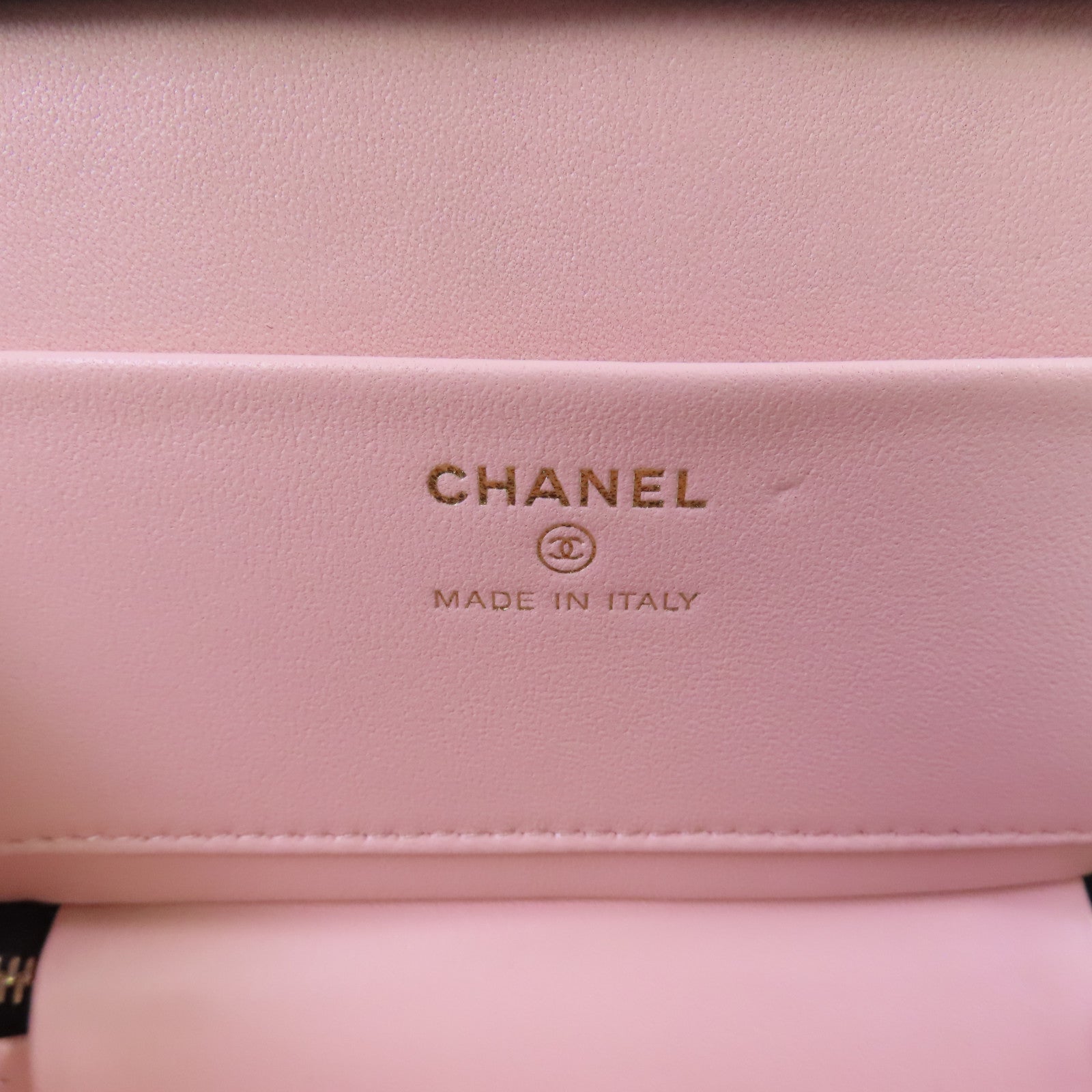 CHANEL 【激減優惠】漆皮皮革Vanity Case金扣鏈帶手挽肩背兩用袋