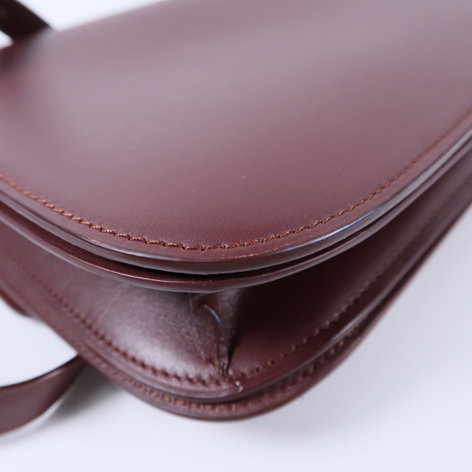 CELINE 牛皮皮革Classic Box Medium肩背袋