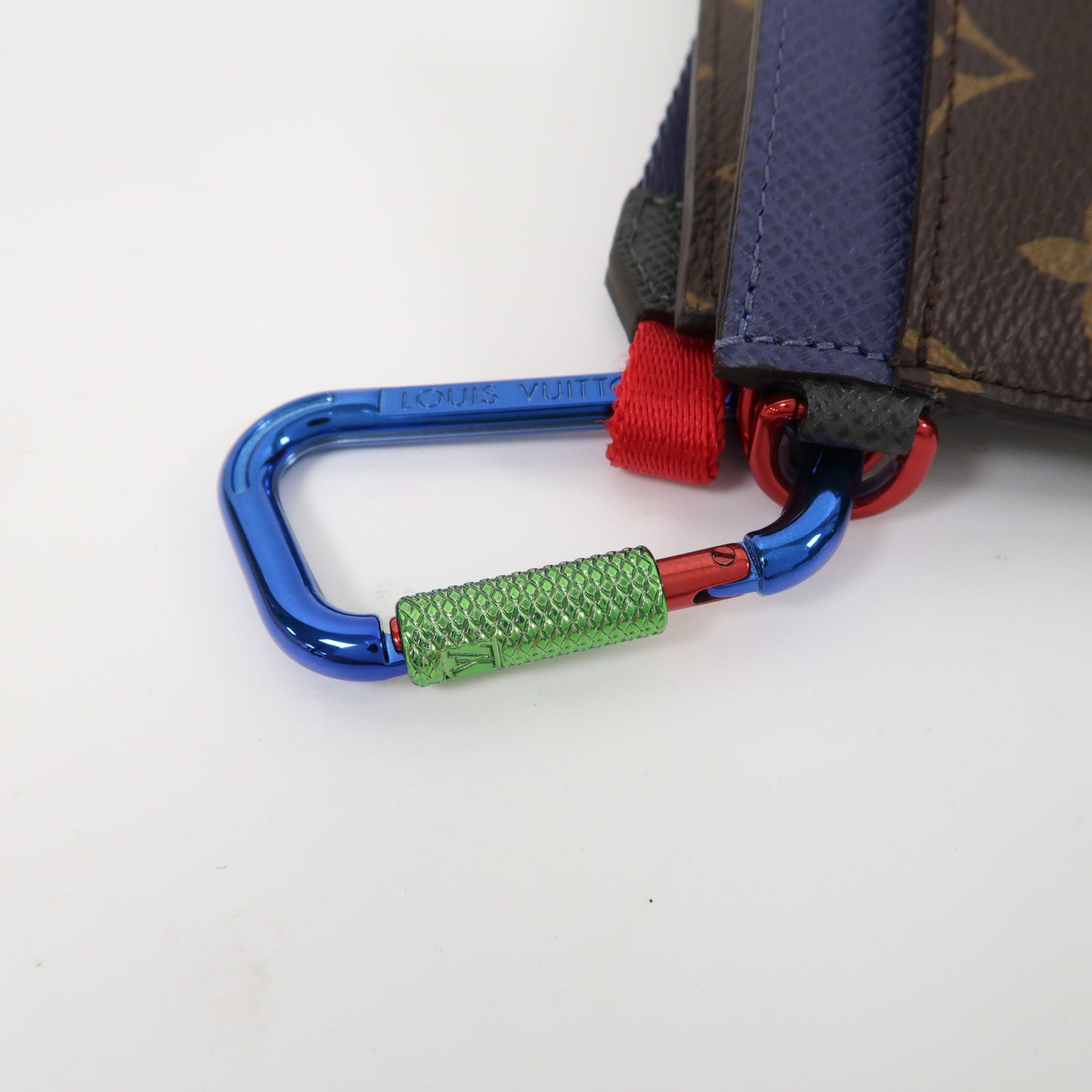 LOUIS VUITTON 【激減優惠】Monogram Ribbon Pouch手拿包啡色/藍色
