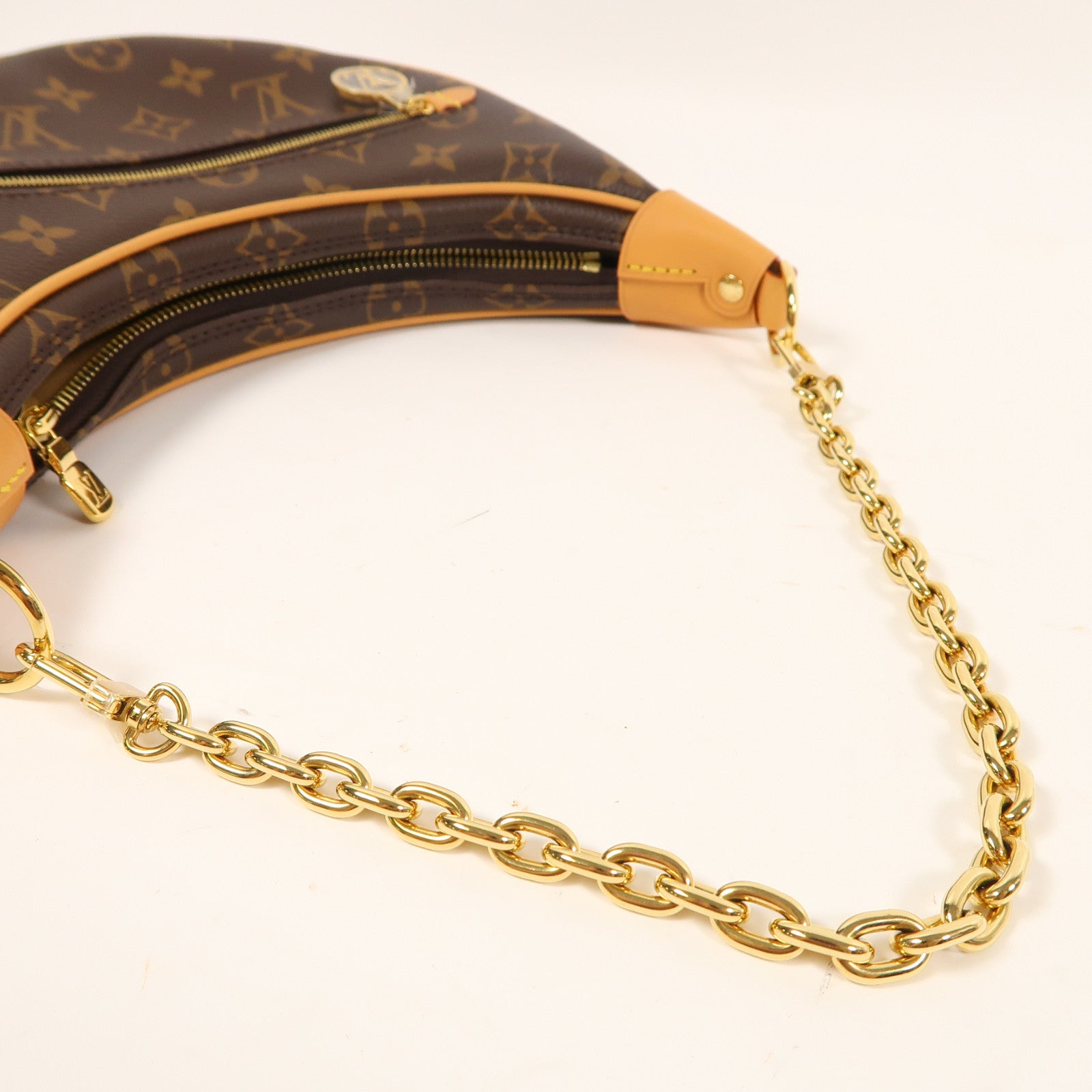 LOUIS VUITTON Monogram Loop PM金扣手挽肩背兩用袋啡色