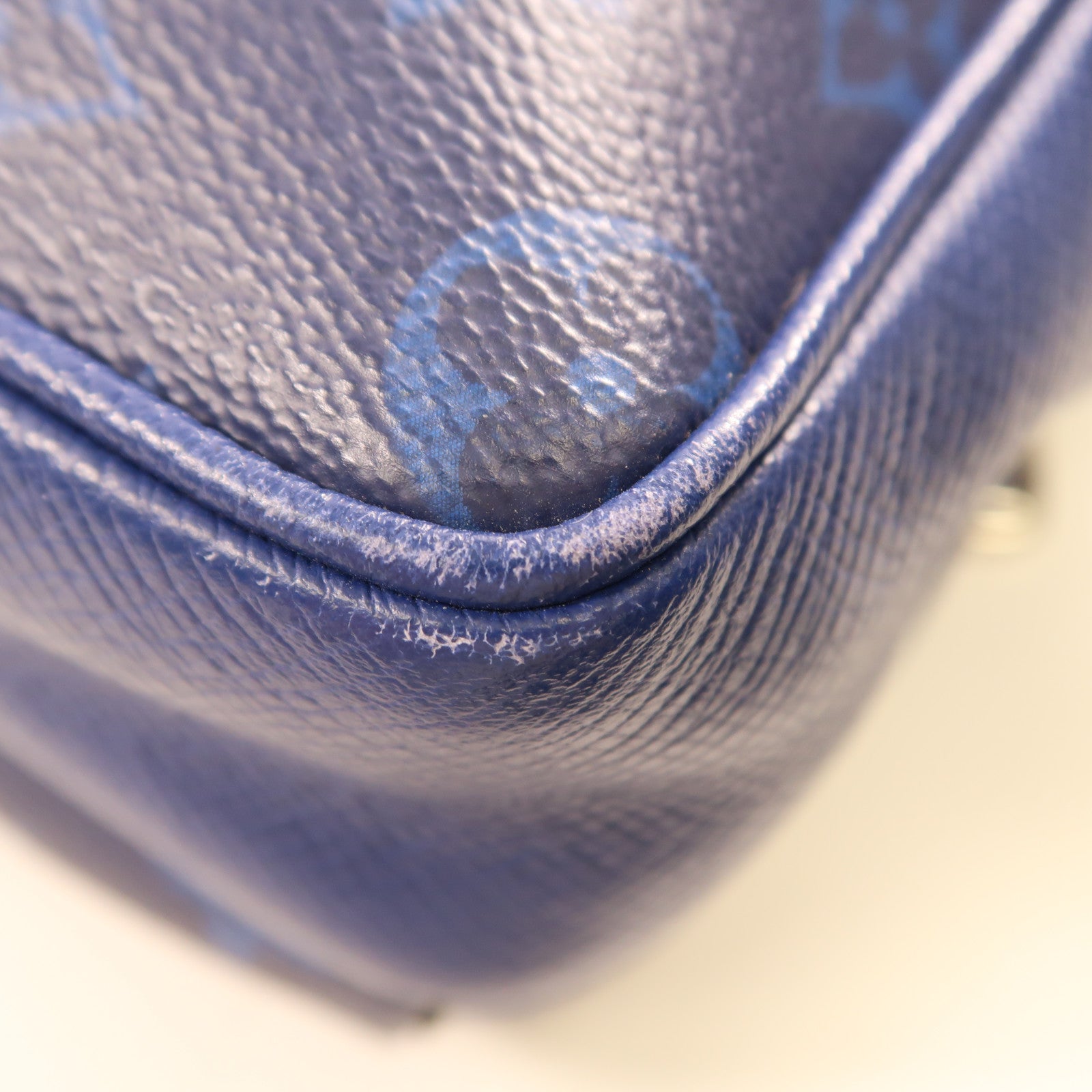 LOUIS VUITTON LV SHW  Outdoor Messenger Shoulder Bag M30242 Taiga/Monogram Blue