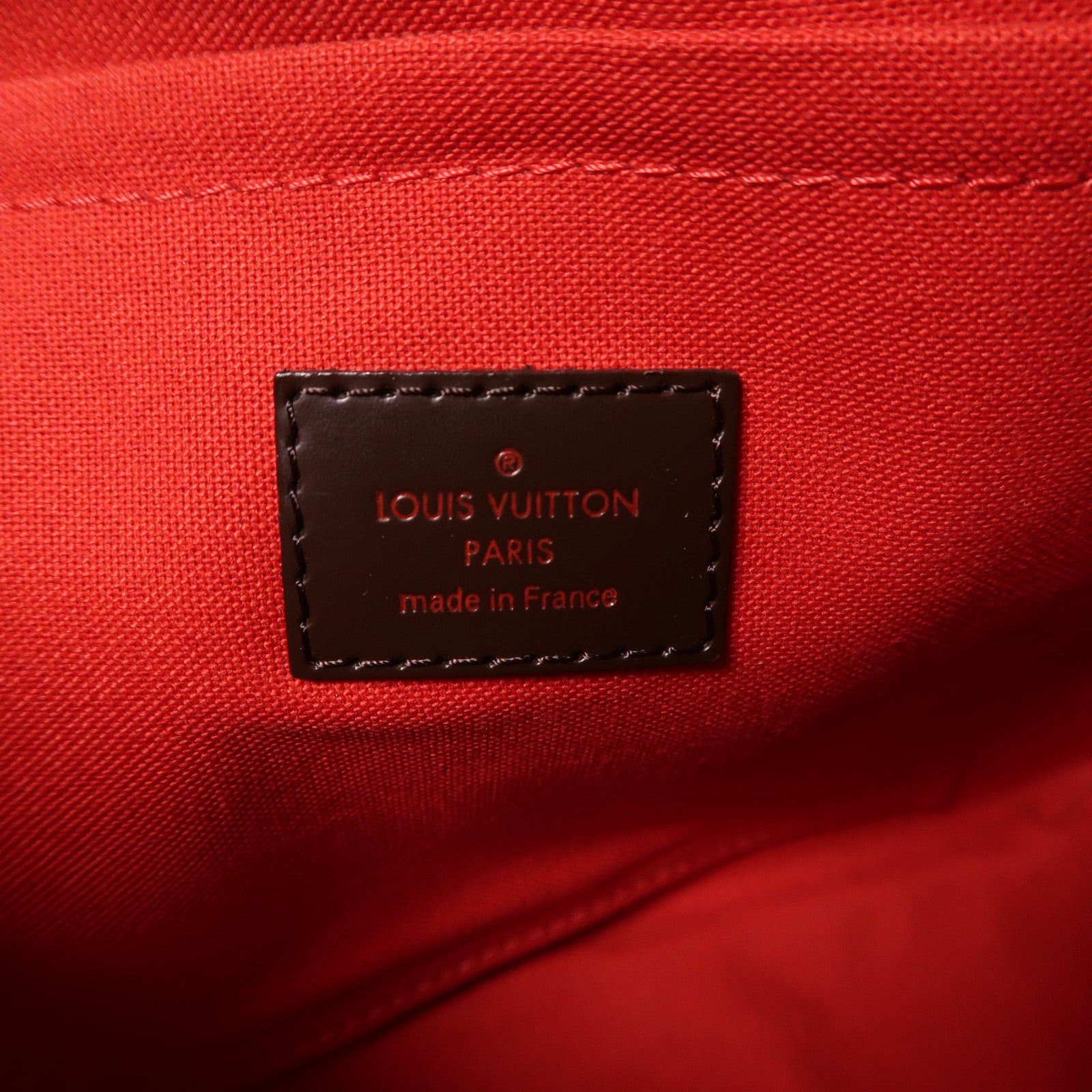 LOUIS VUITTON Damier Thames PM金扣肩背袋