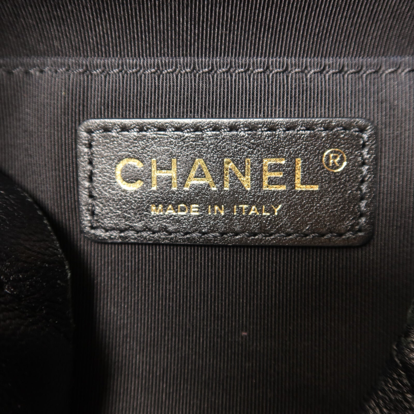 CHANEL 牛皮皮革Bucket Bag金扣鏈帶手挽肩背兩用袋